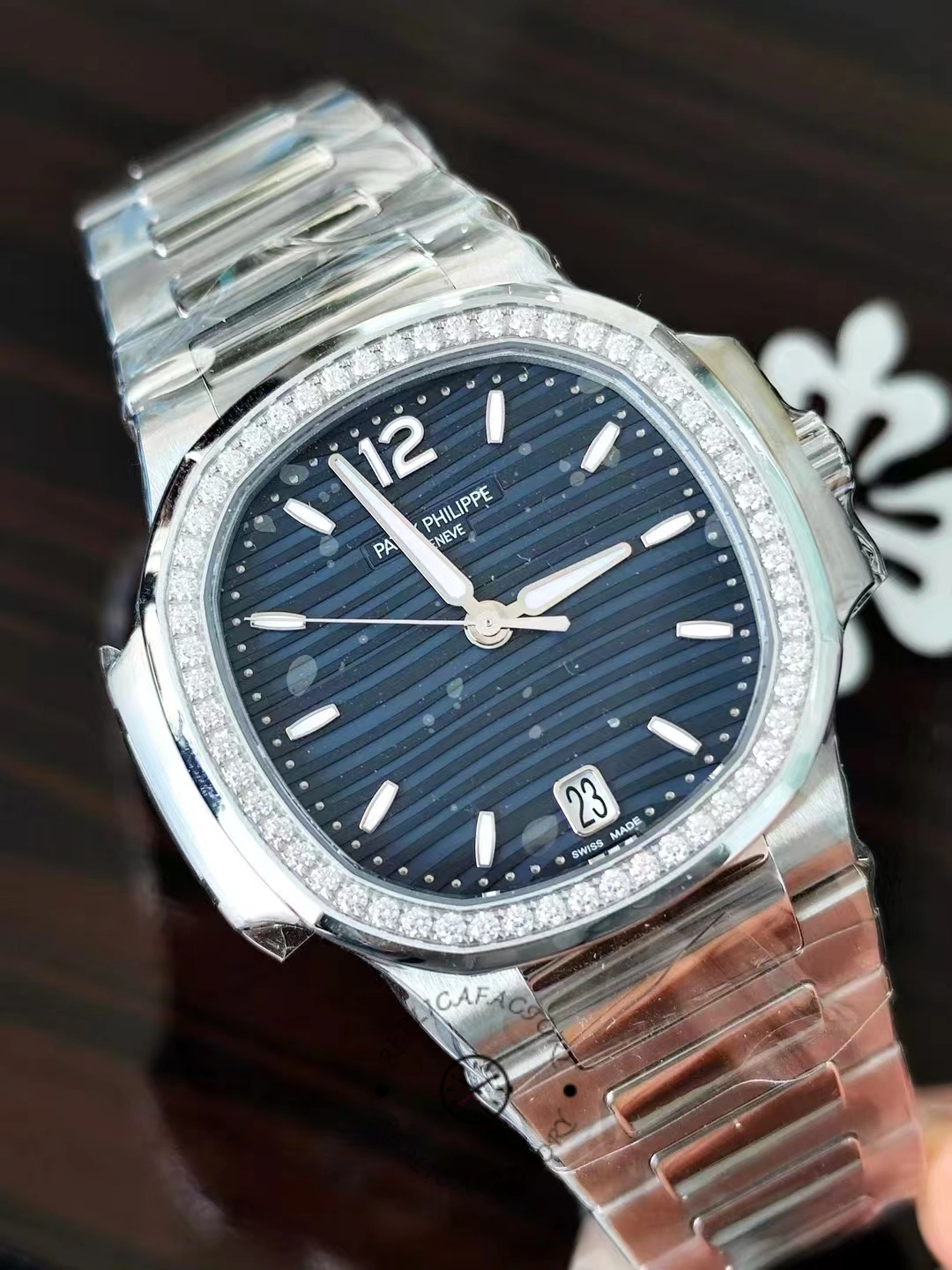 Patek Philippe Nautilus Ladies Stainless Steel Blue Dial 7118 1200A 001 35mm