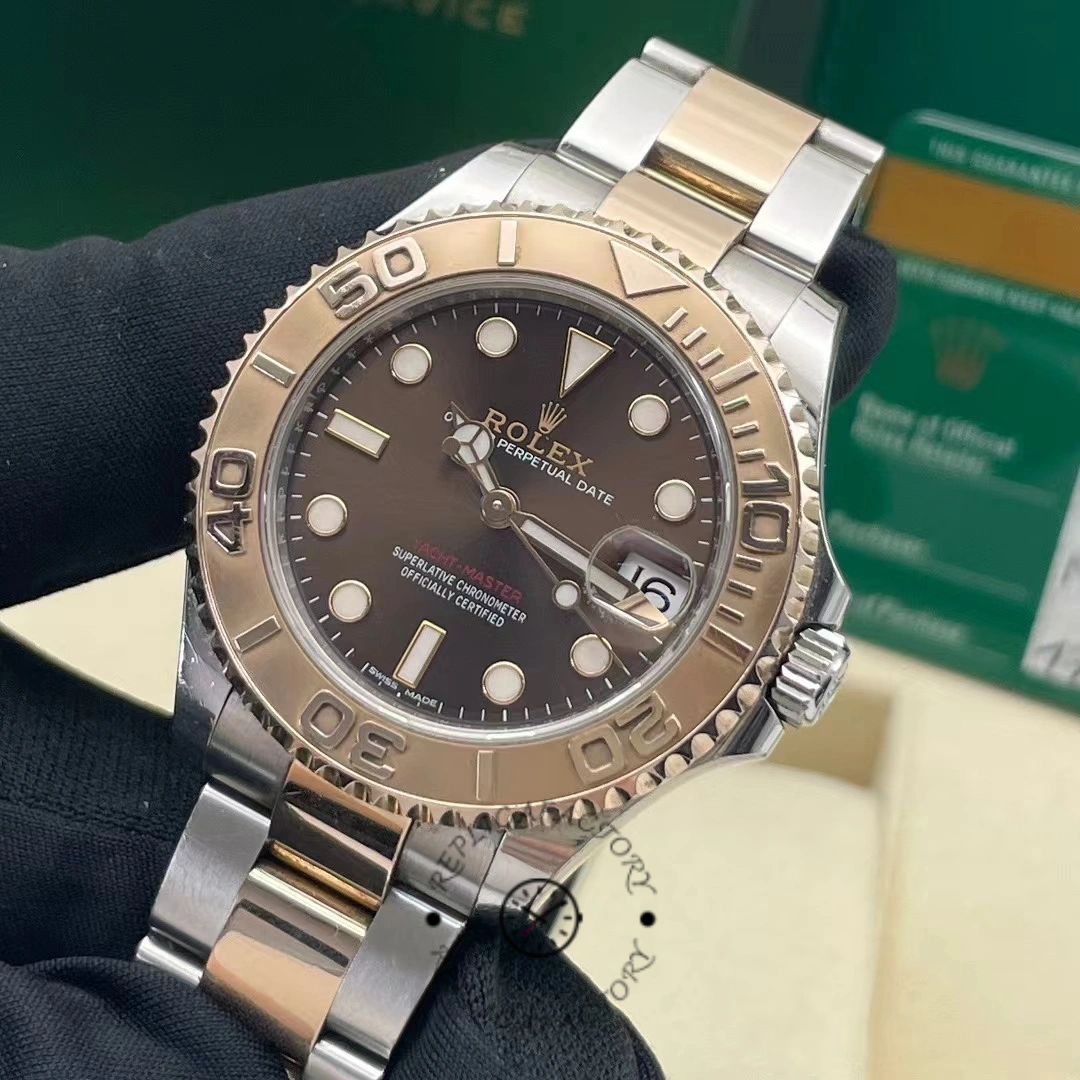 Rolex Yacht-Master 268621 angled view, chocolate dial, Everose bezel, rolesor bracelet.