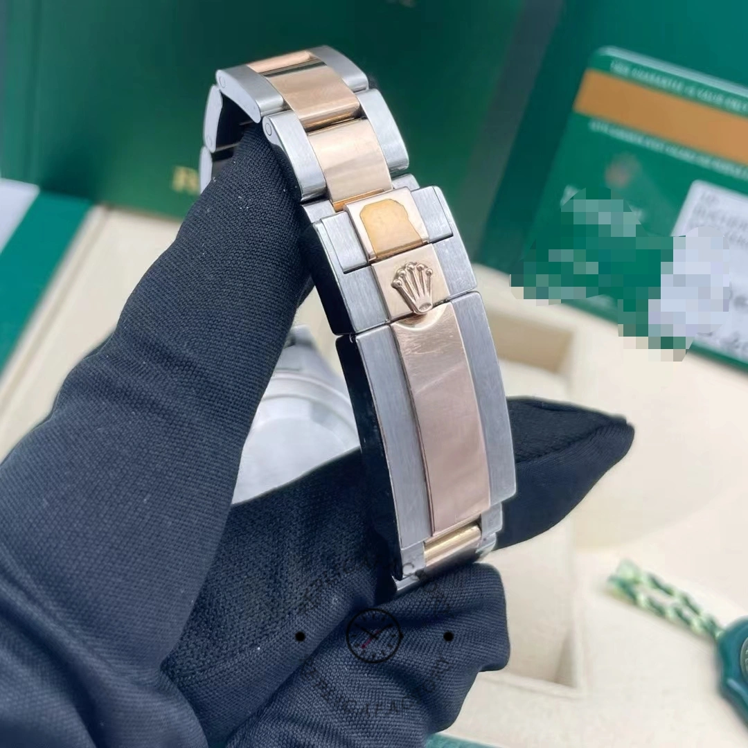 Rolex Yacht-Master 268621 bracelet side view, clasp area and link finishing detail.