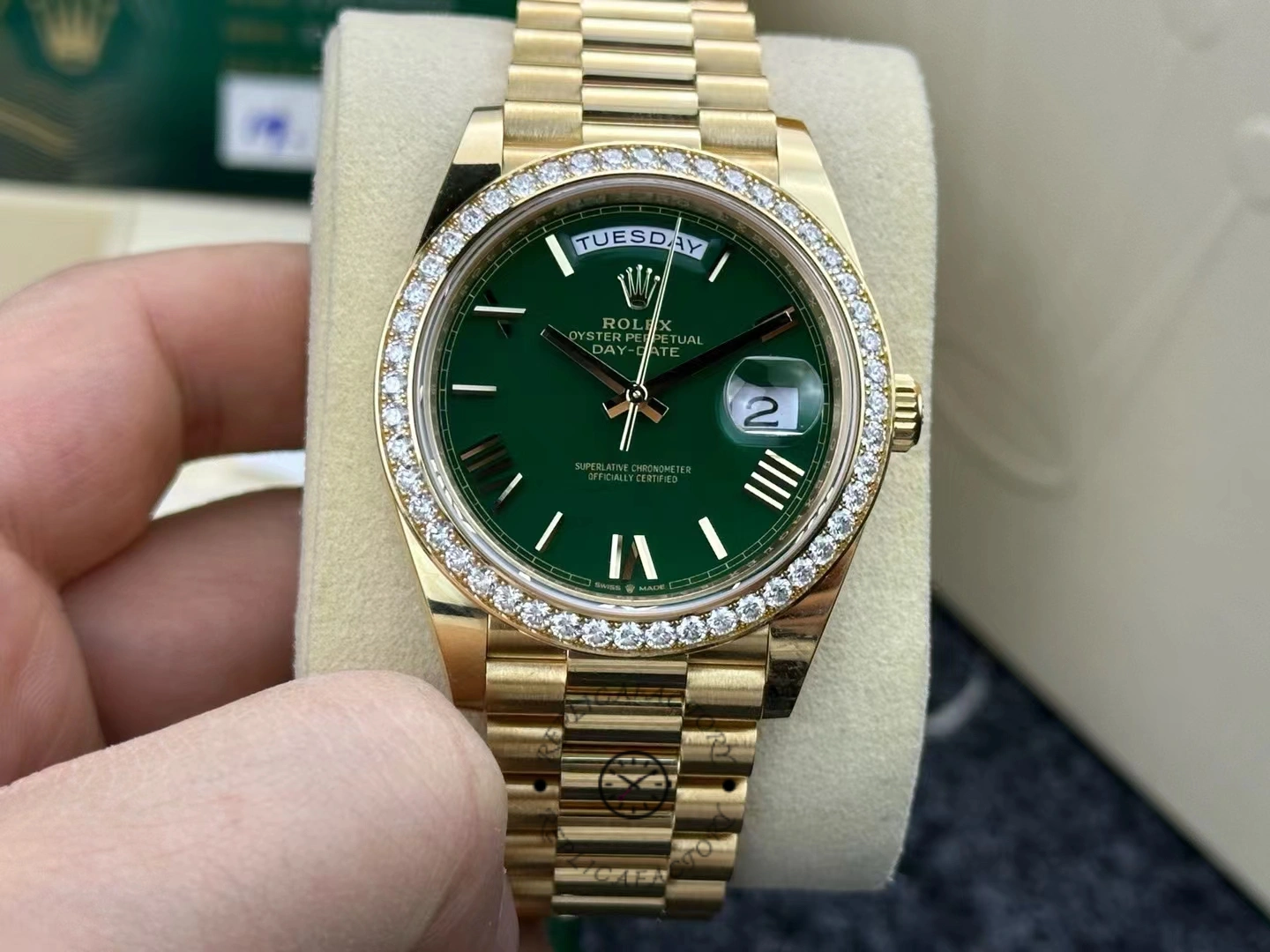 Rolex Day Date 40 18K Yellow Gold Green Dial Diamond Bezel M228348RBR 0040 Men's Watch