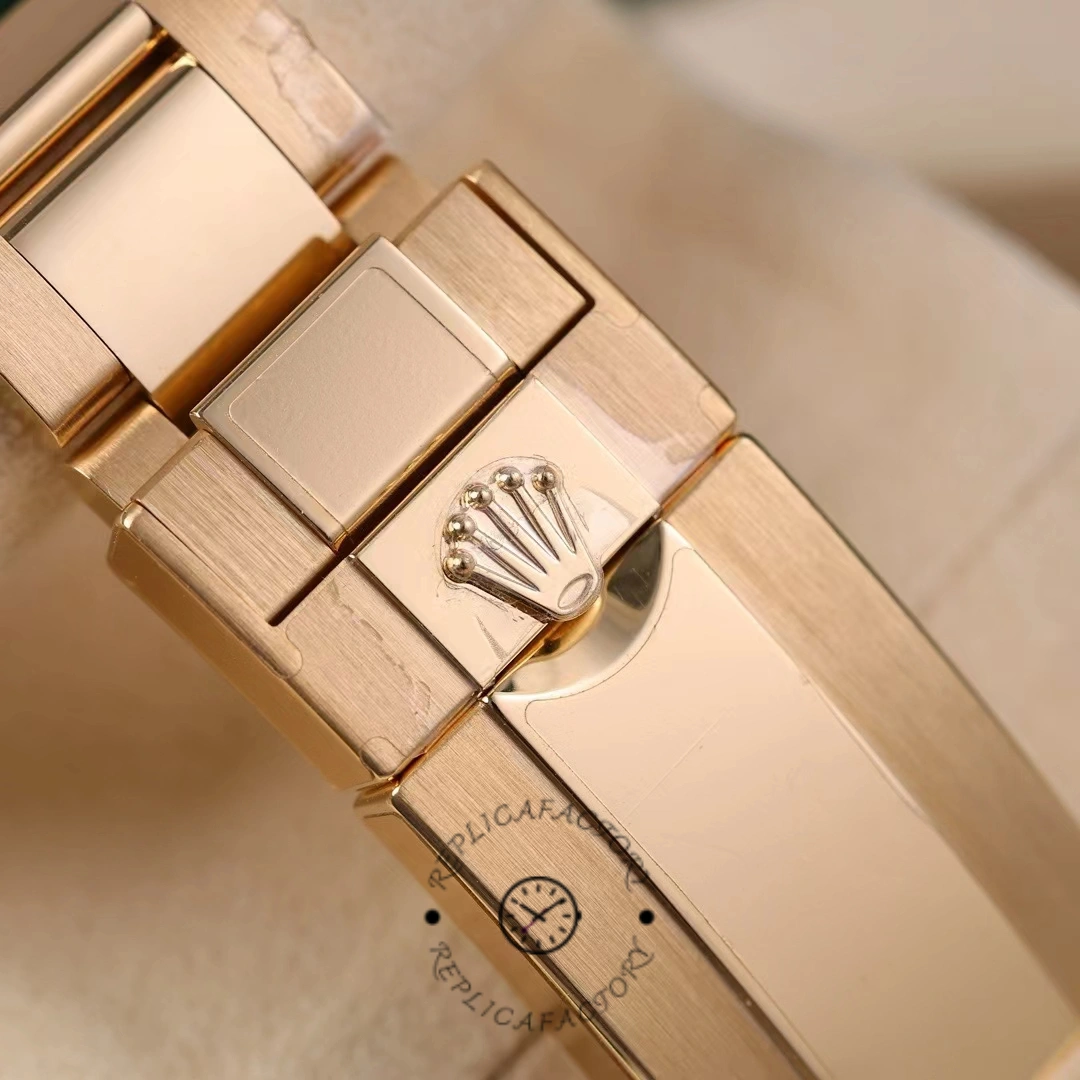 Bracelet clasp interior of Rolex Cosmograph Daytona 126508 0005 showing engraving and finish.