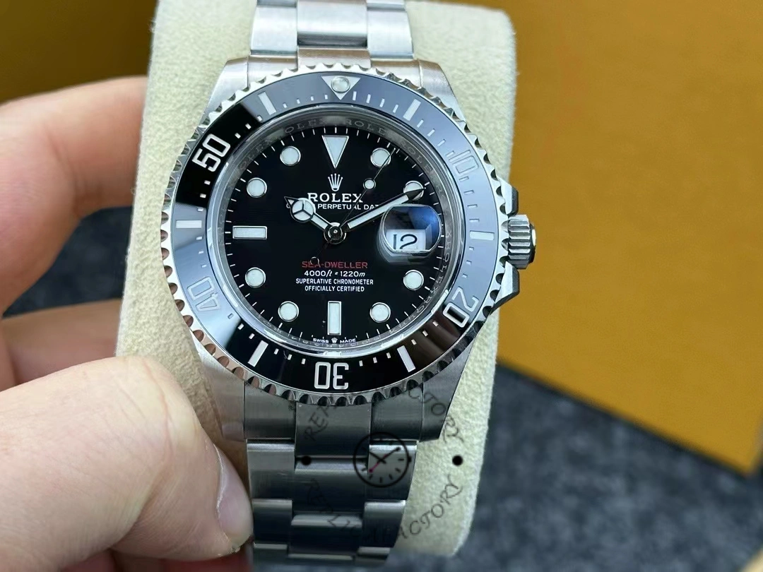 Rolex Sea-Dweller 126600