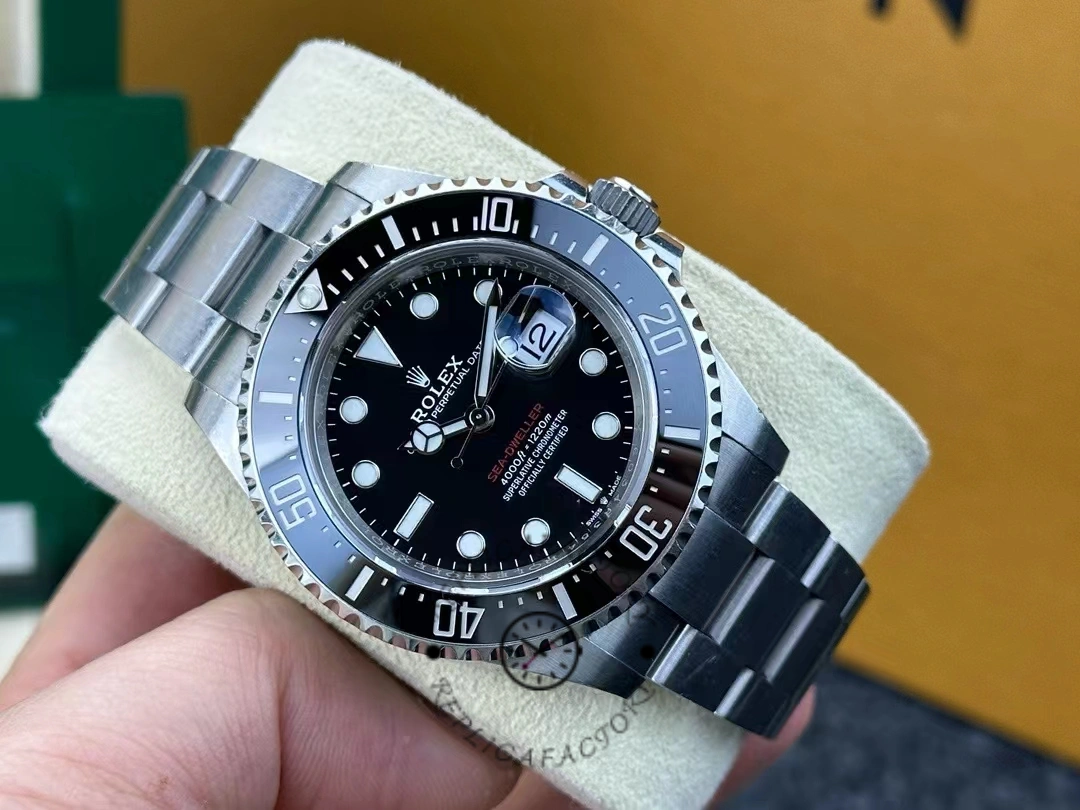 Rolex Sea-Dweller 126600