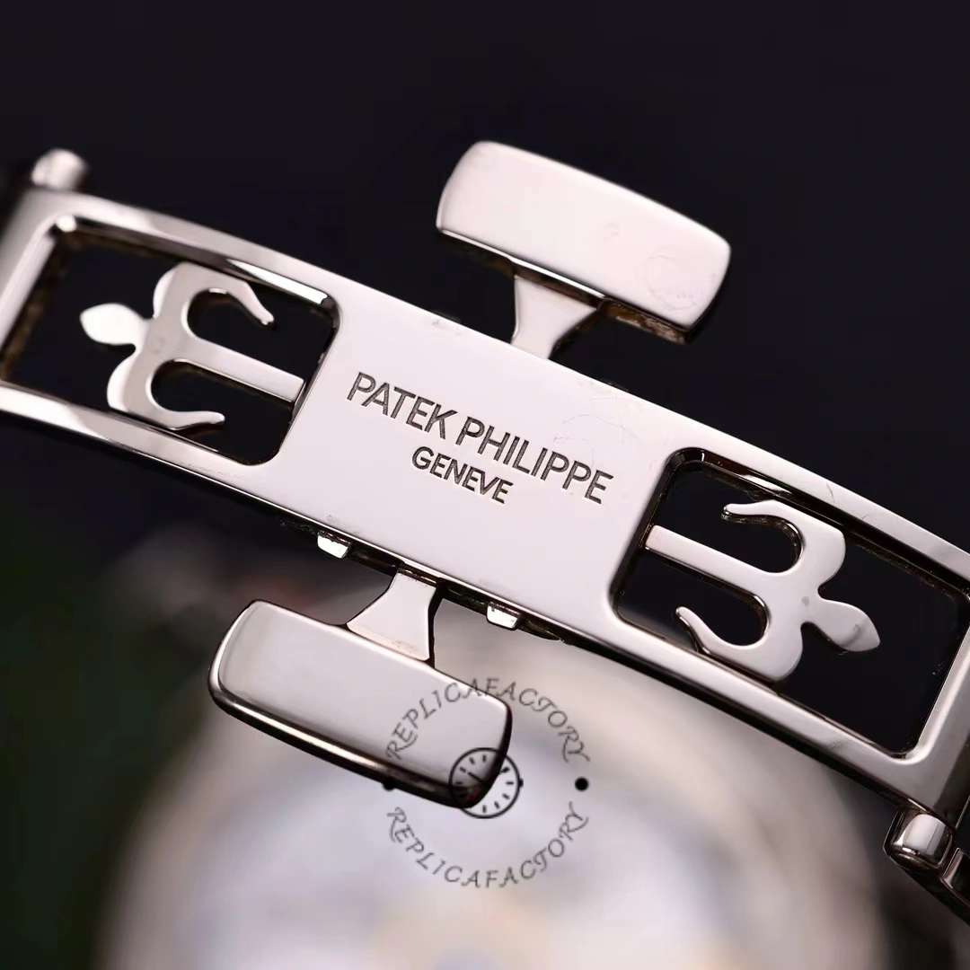 Replica Patek Philippe Aquanaut 5968A 010