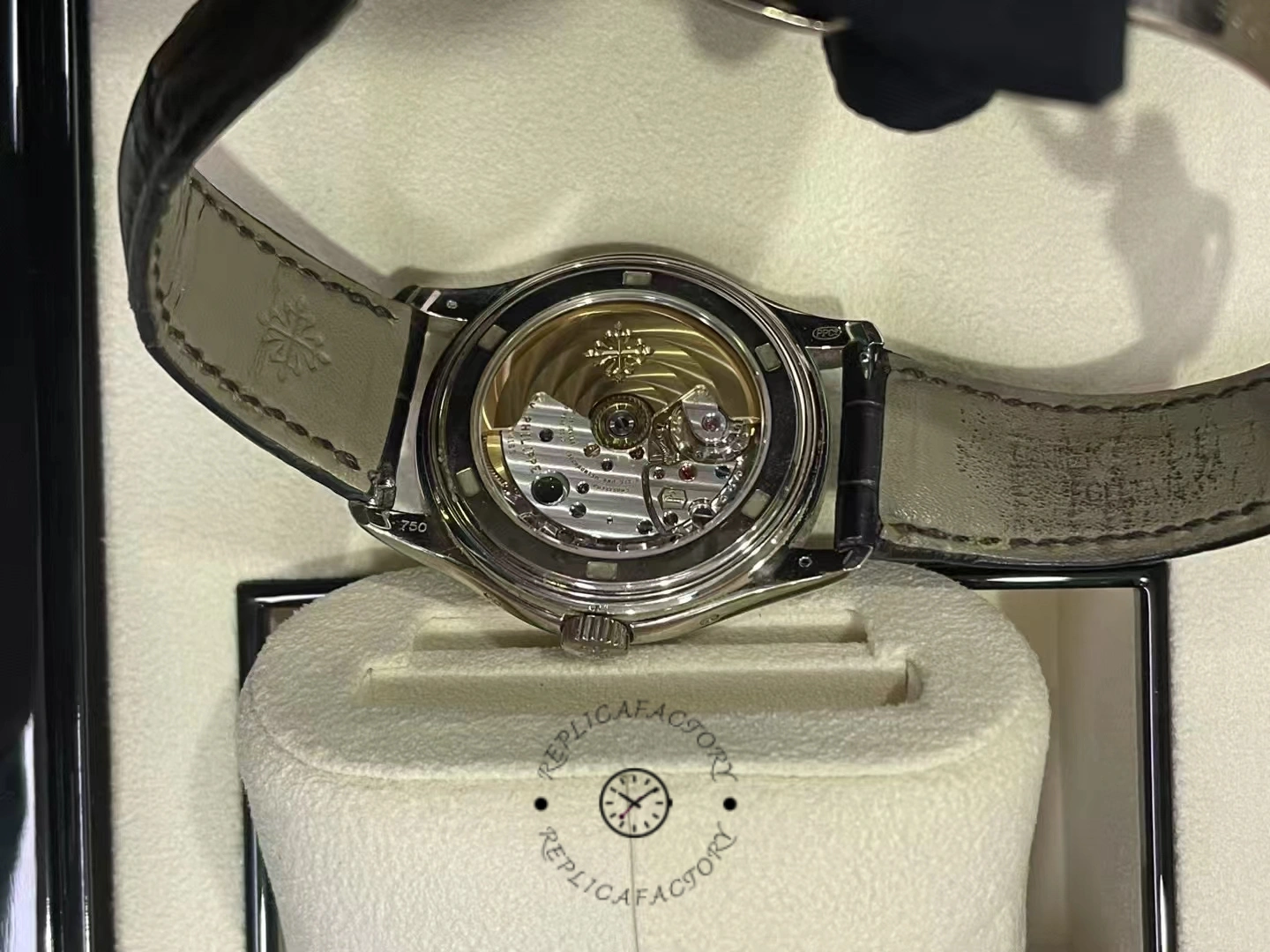 Patek Philippe Complications 5146R 001
