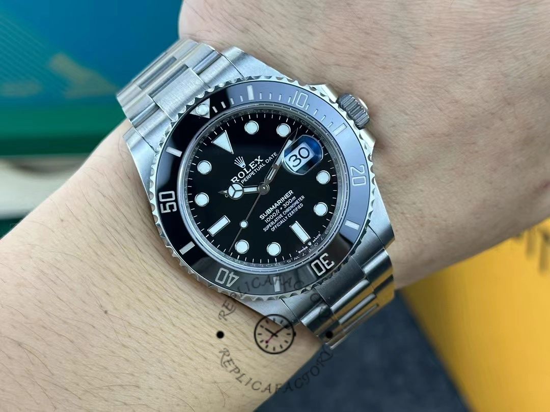 Rolex Submariner 126610LN 0001