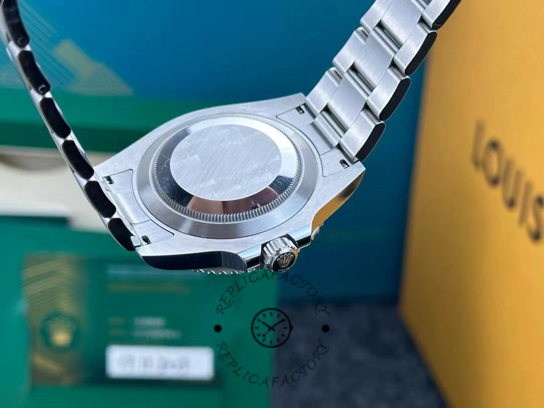 Rolex Submariner 124060