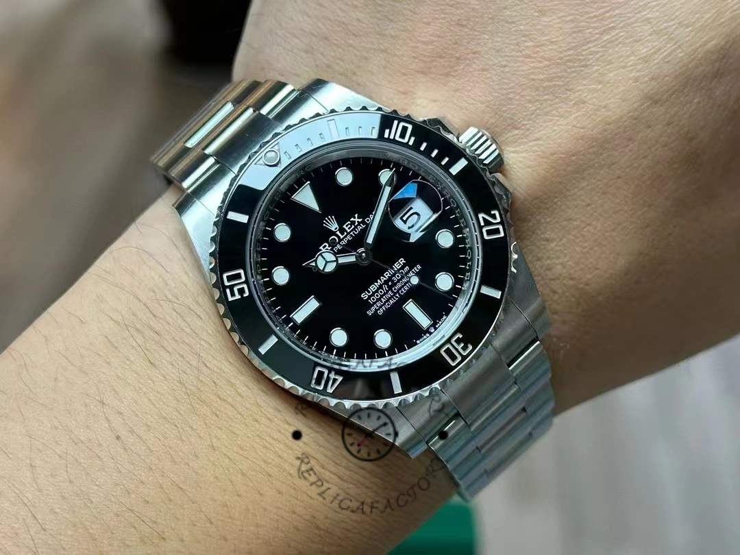 Rolex Submariner 41mm Oyster Perpetual Submariner Date 126610LN