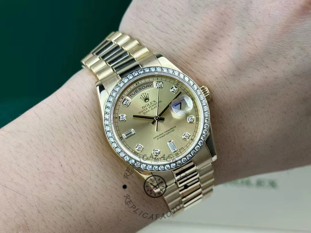 Rolex Day Date 118348 Champagne diamond Dial Yellow Gold 36mm Unisex Replica Watch