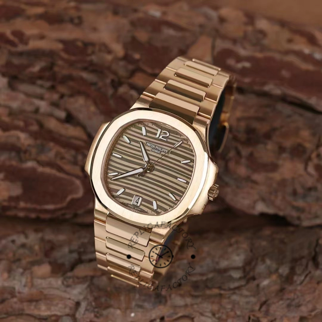 Replica Patek Philippe Nautilus 7118 1R 010 40mm Mens Watch