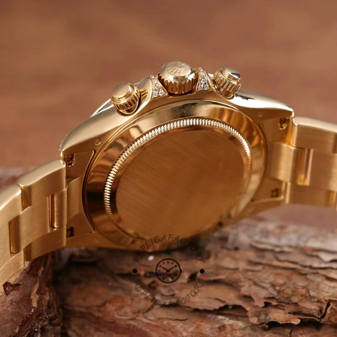 Case back view of the Rolex Daytona 116598 40MM showing yellow gold back and lugs.