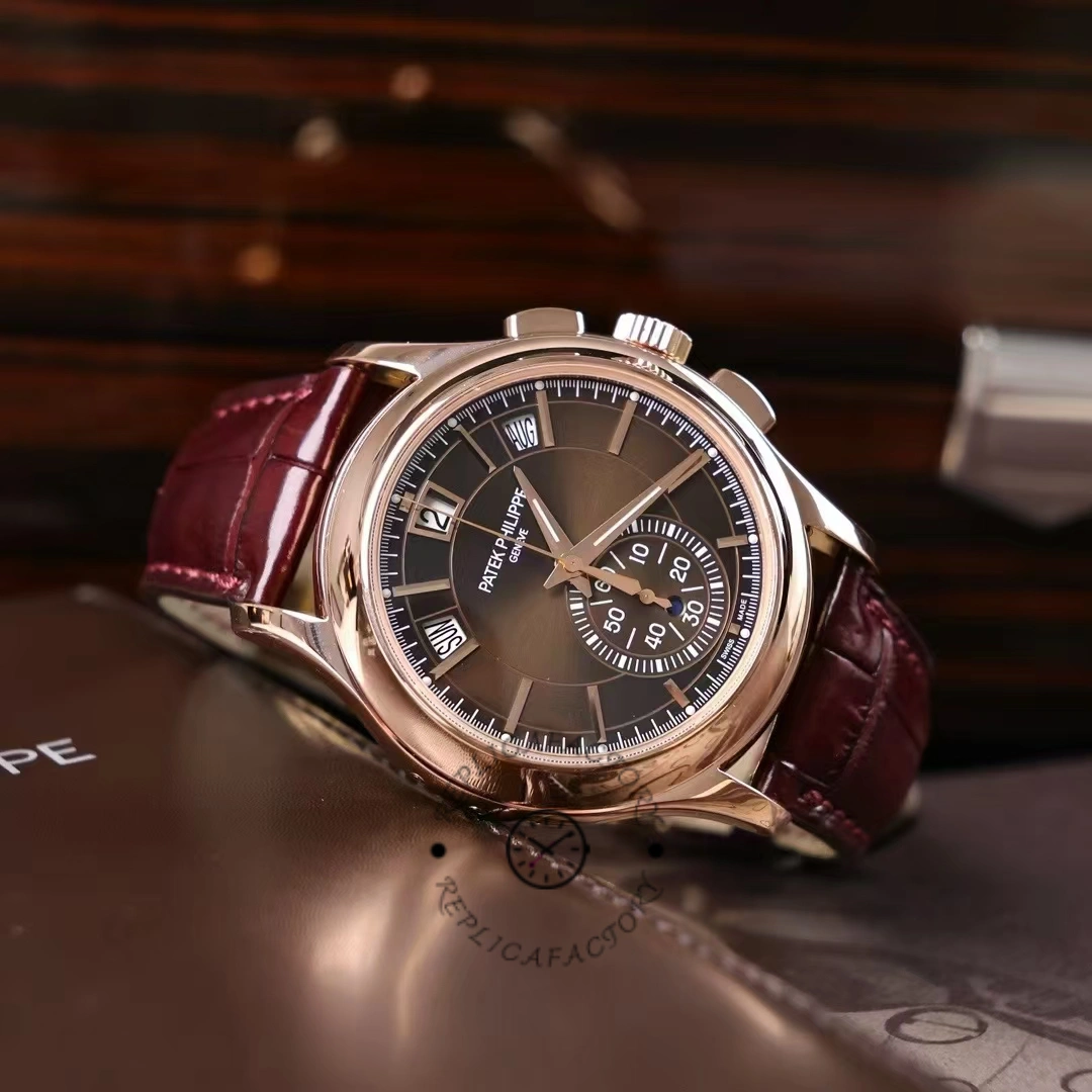 Replica Patek Philippe Complications 5905R 001 42mm Mens Watch