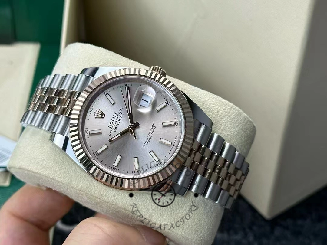 Rolex Datejust 41mm Two Tone Rose Gold Jubilee Band Sundust Index Dial 126331 0010