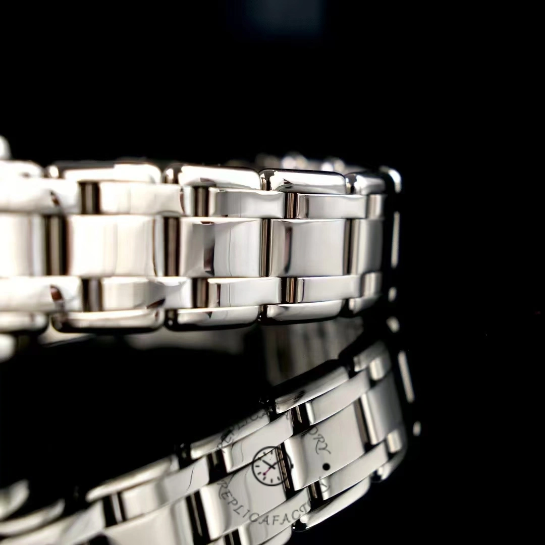 Bracelet curved view of Rolex Pearlmaster 80319 showing link flexibility and shine.
