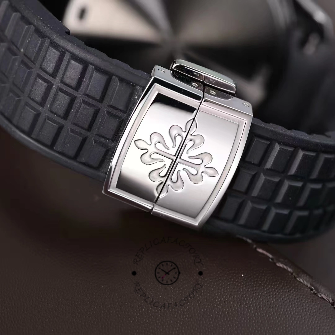 Replica Patek Philippe Aquanaut 5067A 001 Watch For Sale