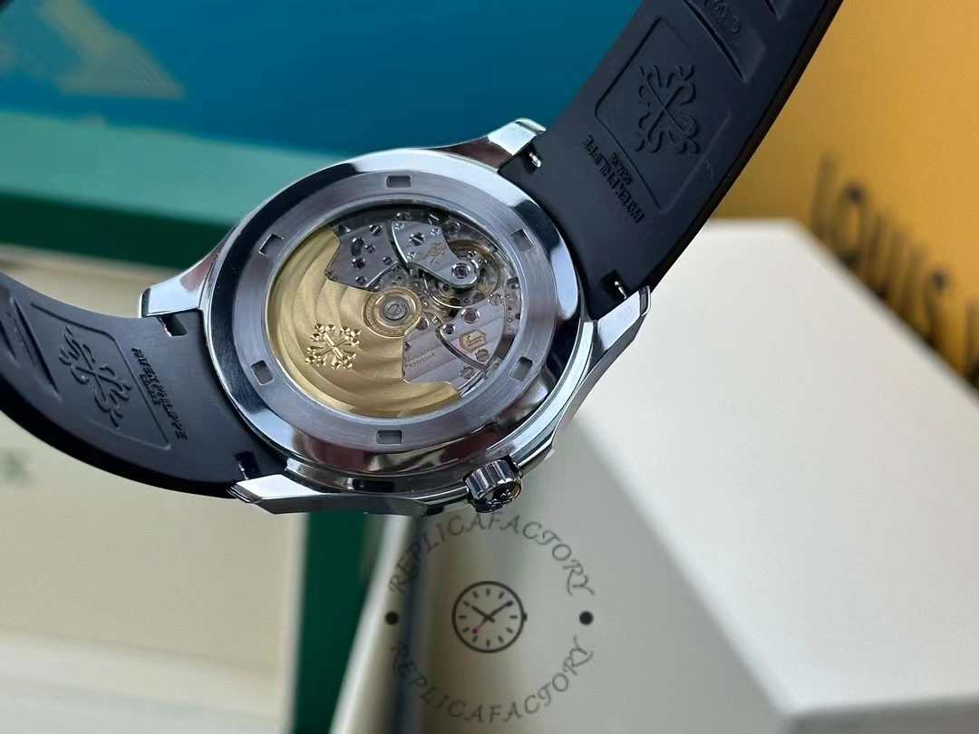 Patek Philippe replica watch movement real shot Replica Patek Philippe Aquanaut 5167A 001 movement real shot