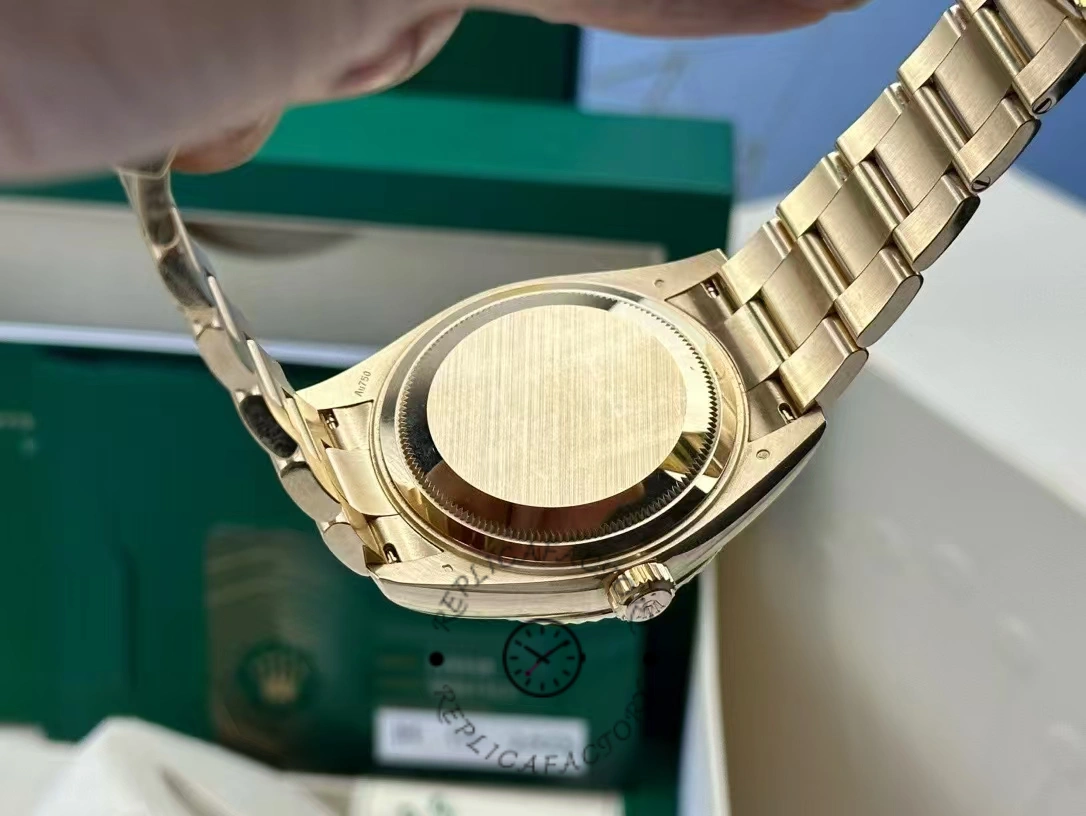 Rolex Sky-Dweller M336938-0002, caseback view showing solid back and end links.