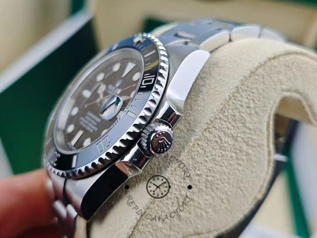 Rolex Submariner Date 116610LN