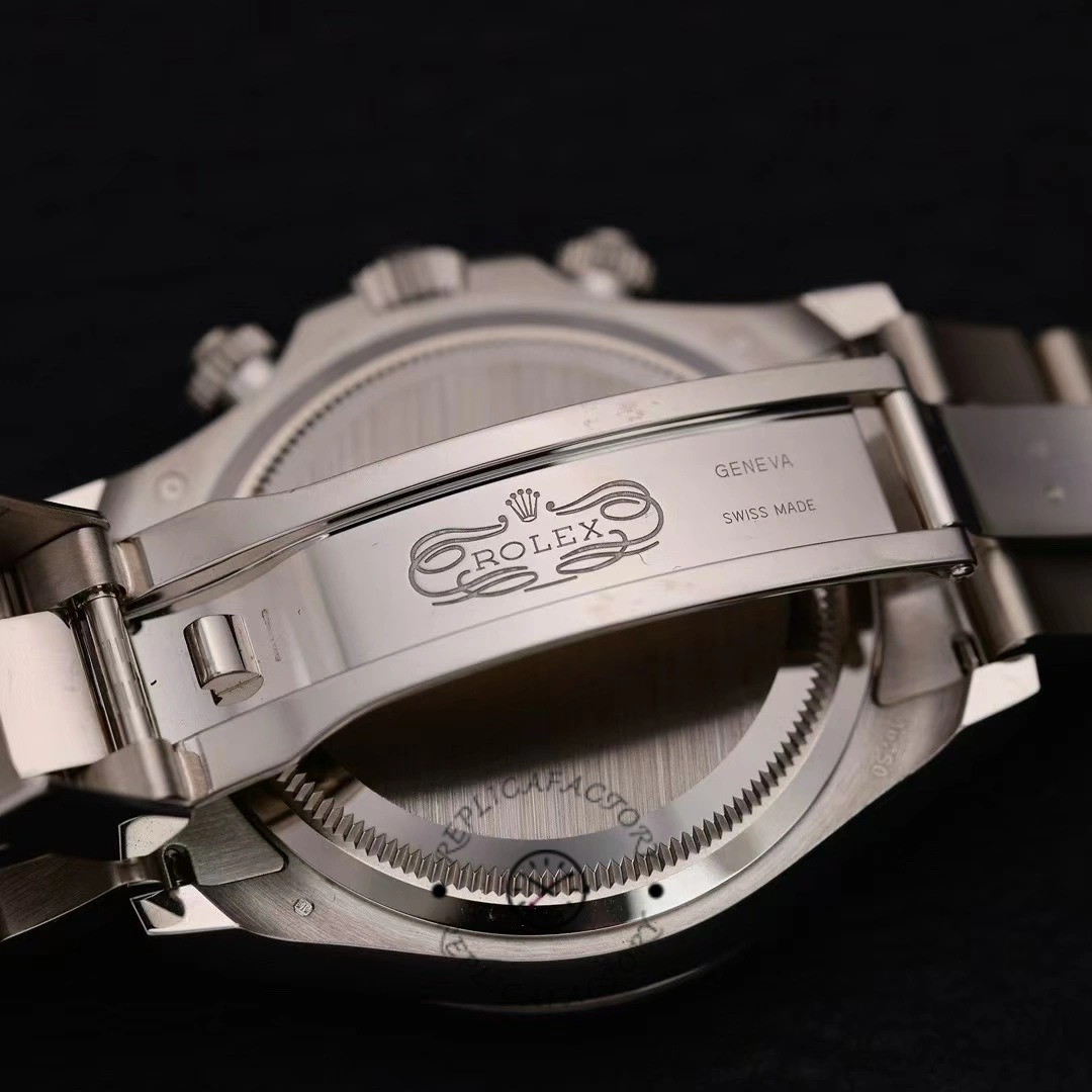 Clasp view of Rolex Cosmograph Daytona 126509-0002 showing Rolex engraving on the folding clasp.