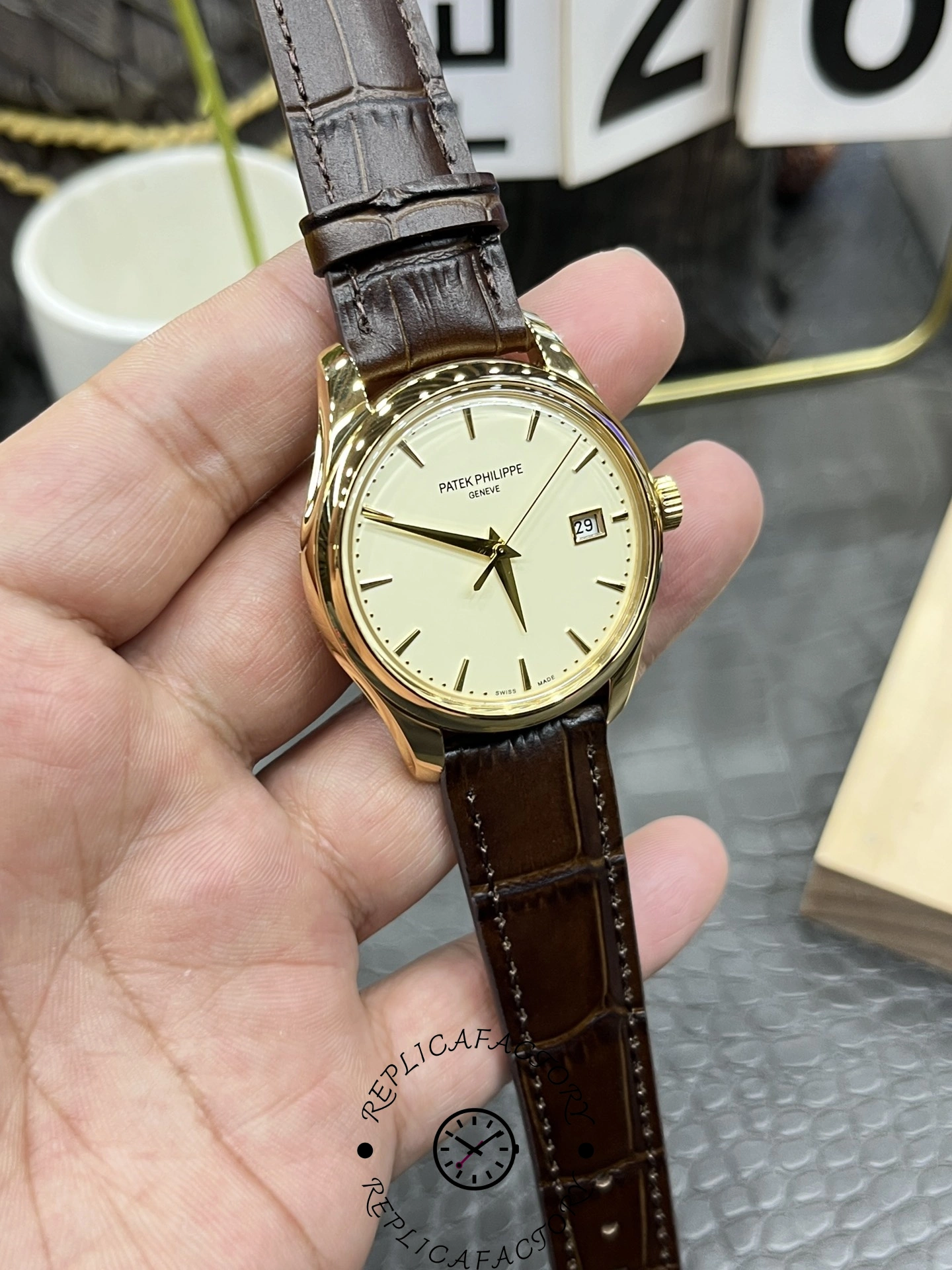 Patek Philippe Calatrava 5227J 001 Men's Replica