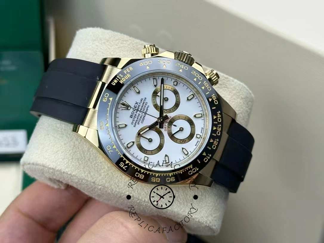 Rolex Cosmograph Daytona 116518LN White Dial Black Rubber Strap 40mm Mens Replica Watch