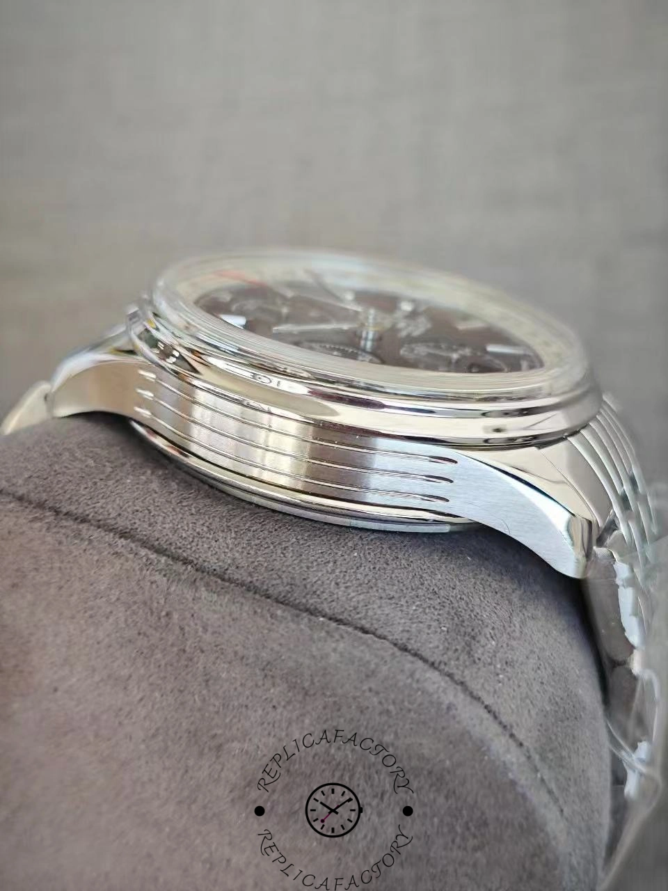 A13315351B1A1 Side details