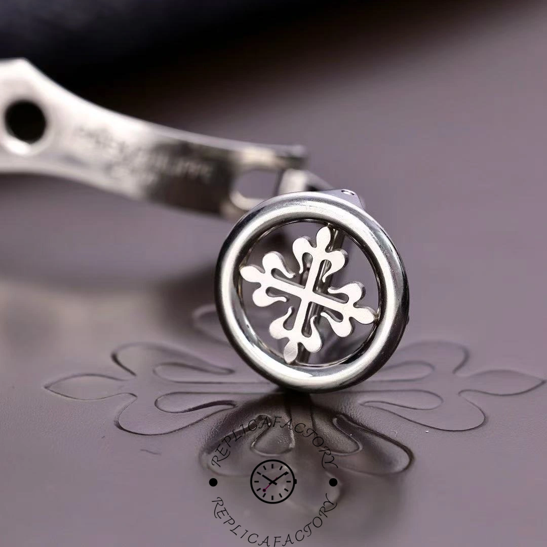 Replica Patek Philippe 6102P - Clasp Details