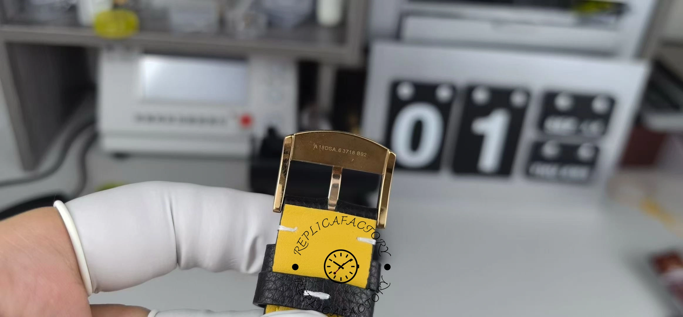 Breitling Top Time Ford Mustang A253101A1L1X1 42mm Replica