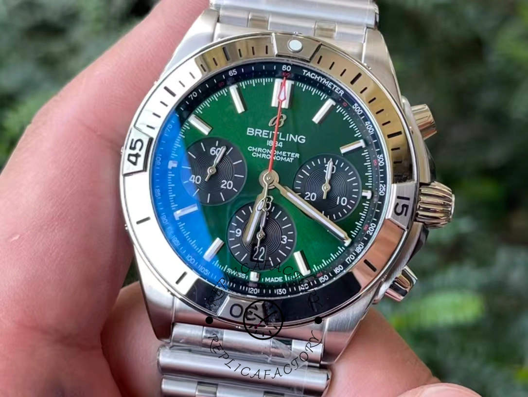 Breitling Chronomat B01 42 Chronograph AB0134101L2A1 Replica