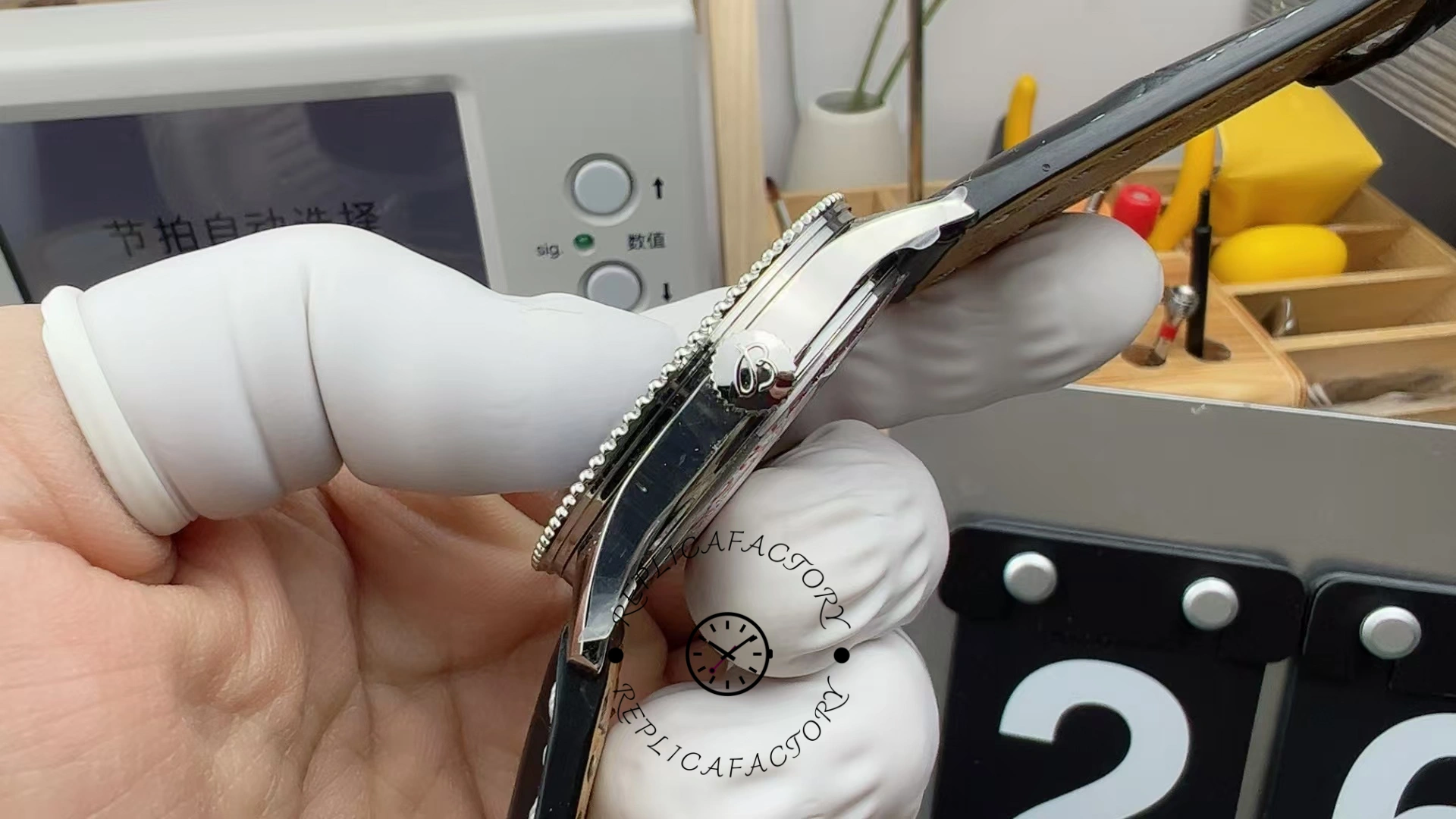 Breitling Navitimer Automatic 41mm A17326241B1P2 Replica