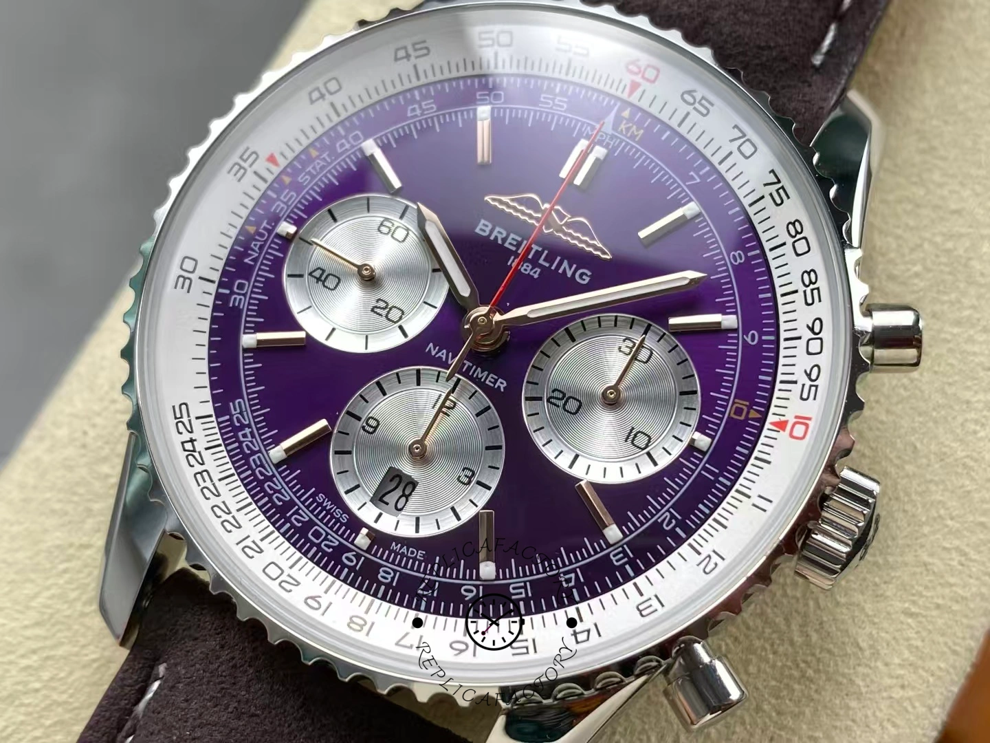 Breitling Navitimer B01 Chronograph 43 Calfskin Strap AB01385C1Q1A1 Replica