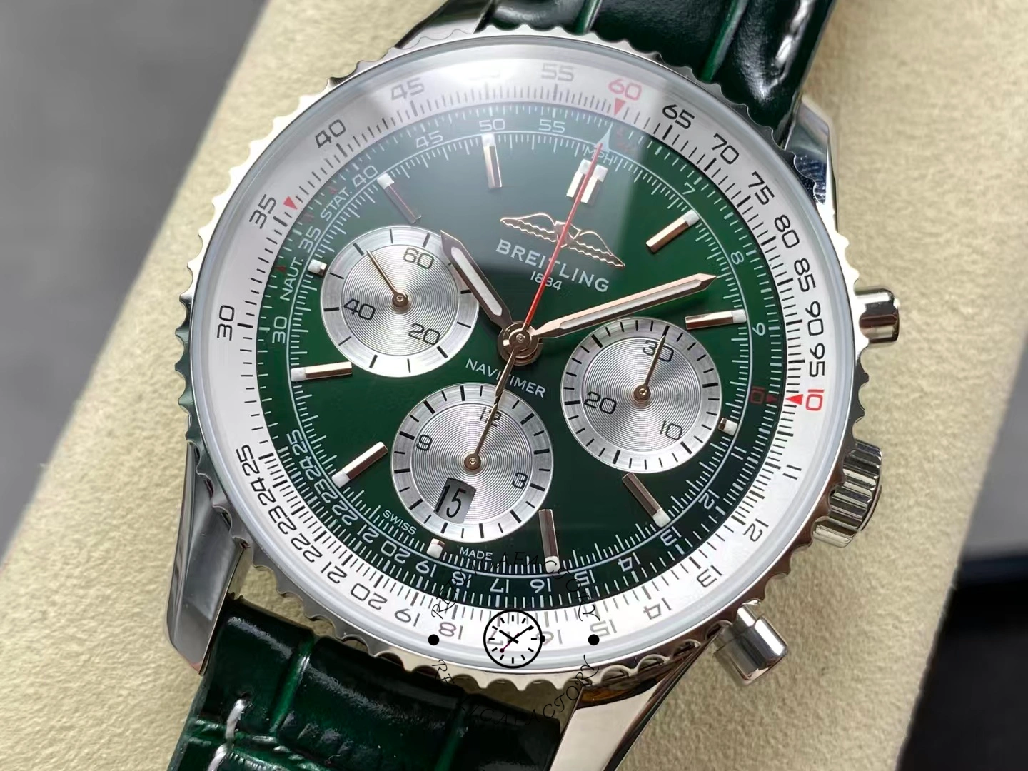 Breitling Navitimer B01 Chronograph AB01384C1L1P1 43mm Replica