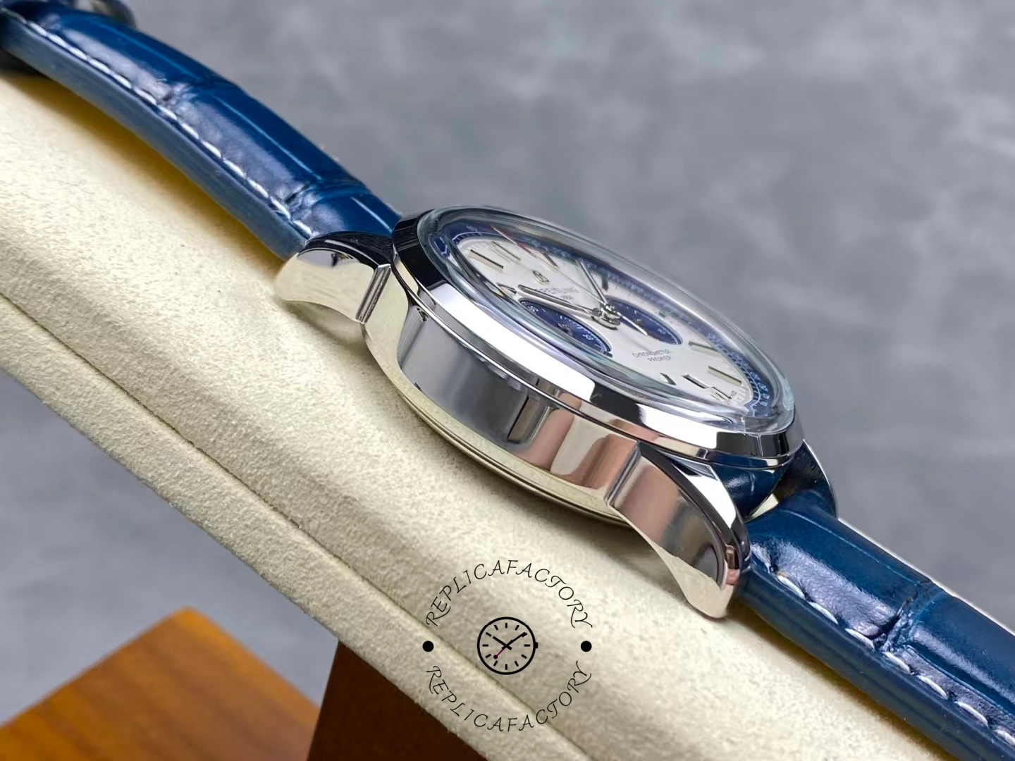 Breitling Premier B01 Chronograph 42 AB01186A1G1P1 Replica