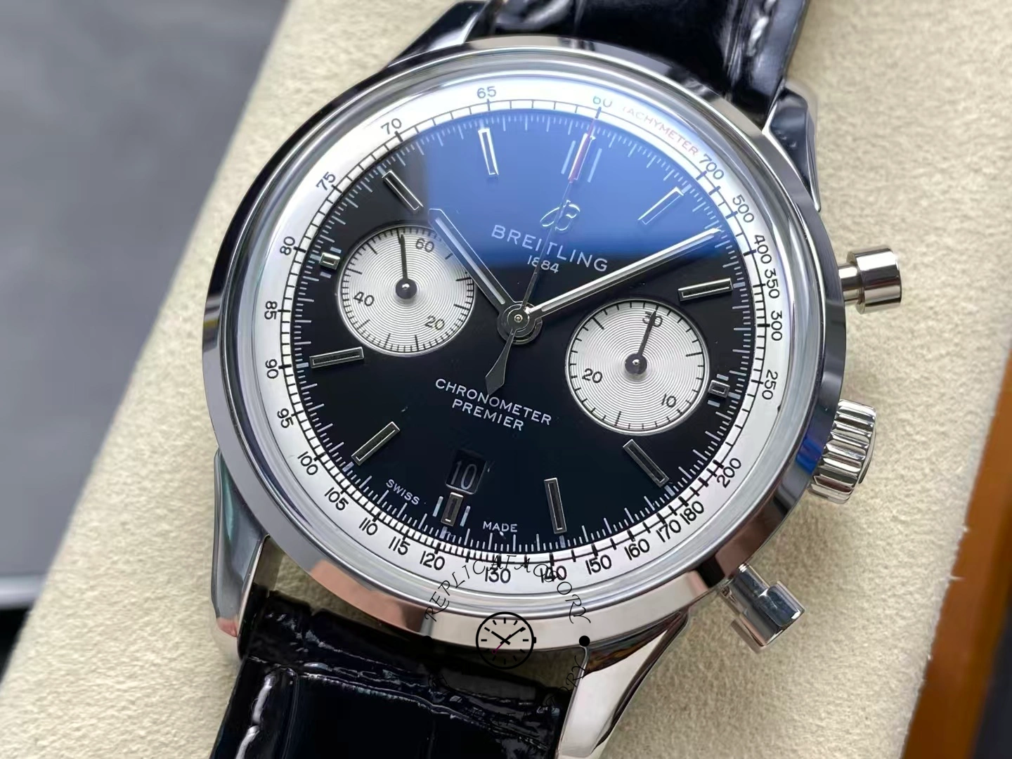 Breitling Premier B01 Chronograph AB0118371B1P2 42mm Replica
