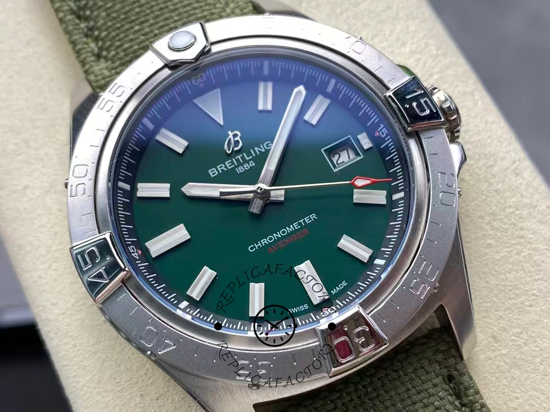 Breitling Avenger Automatic A17328101L1X1 42mm Replica