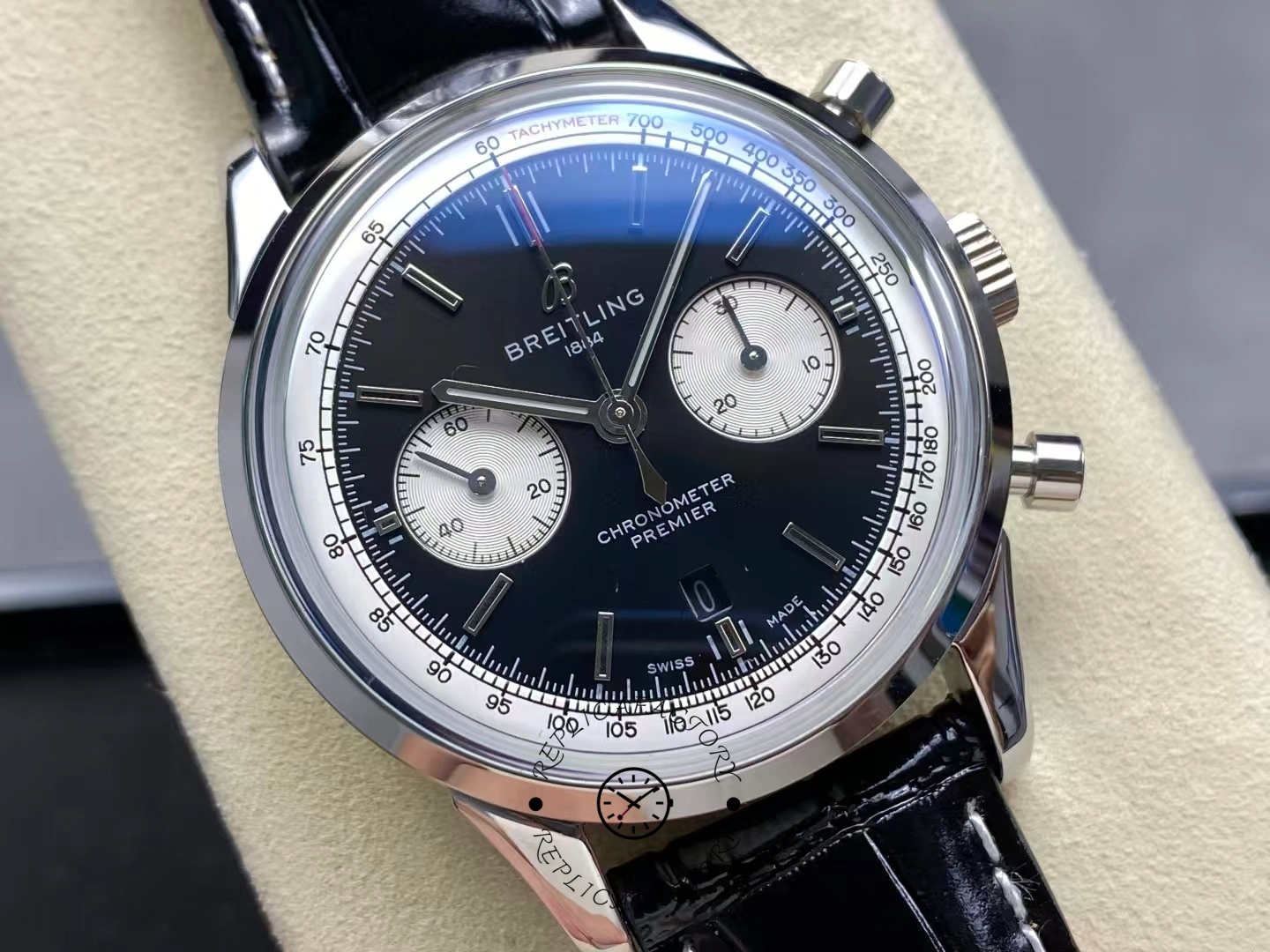 Breitling Premier B01 Chronograph AB0118371B1P2 42mm Replica