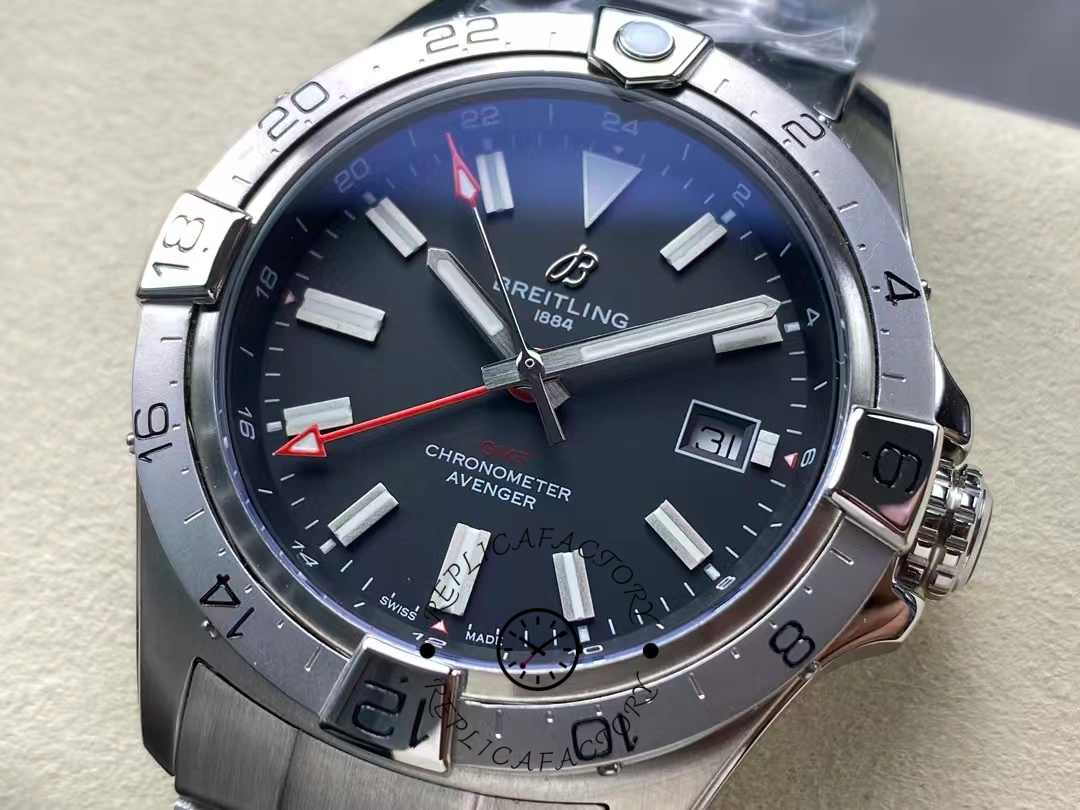 Breitling Avenger GMT 44MM Red Pointer A32320101B1A1 Replica