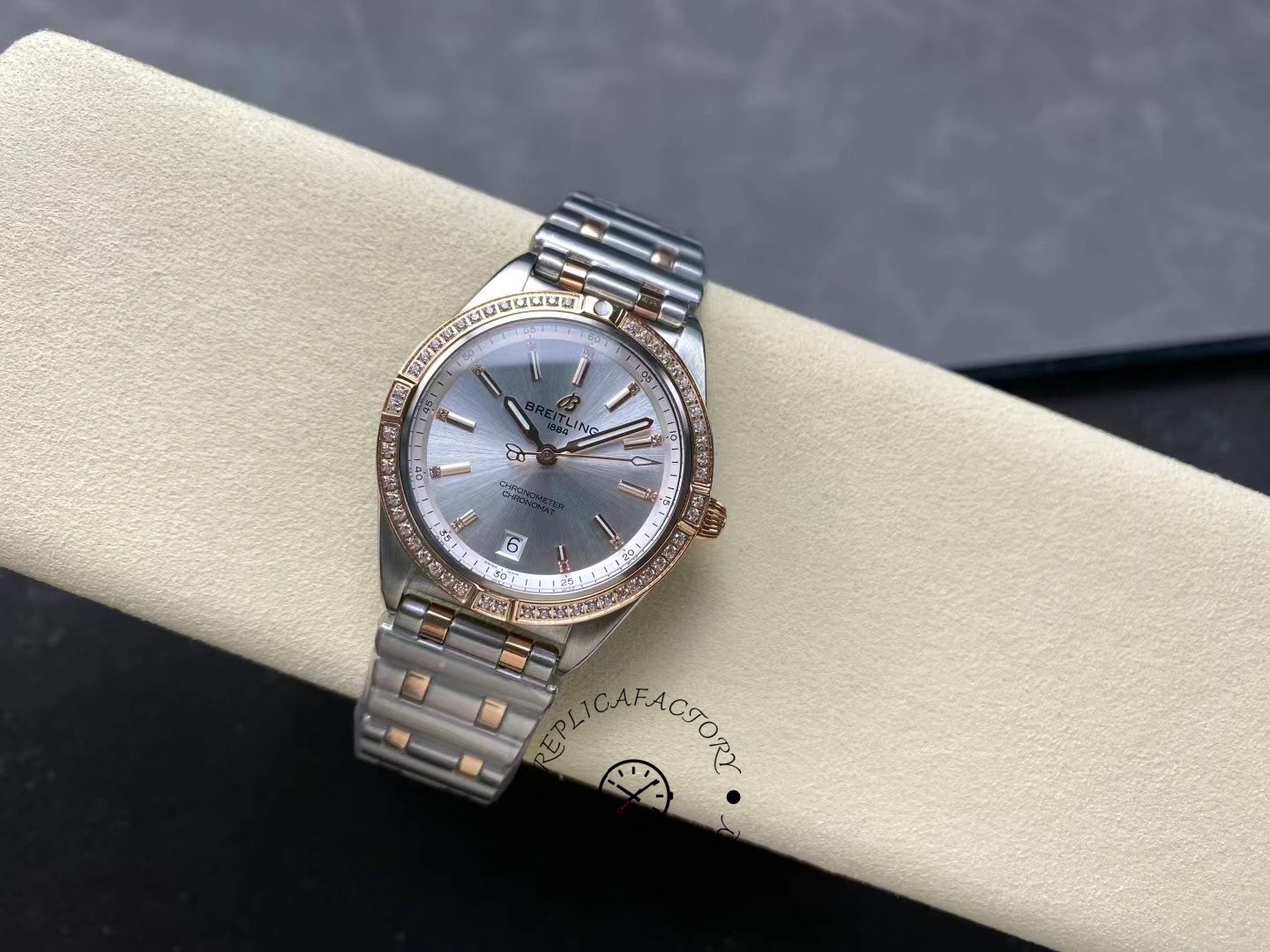 Breitling Chronomat Automatic U10380591A1U1 Silver Dial 36mm Replica