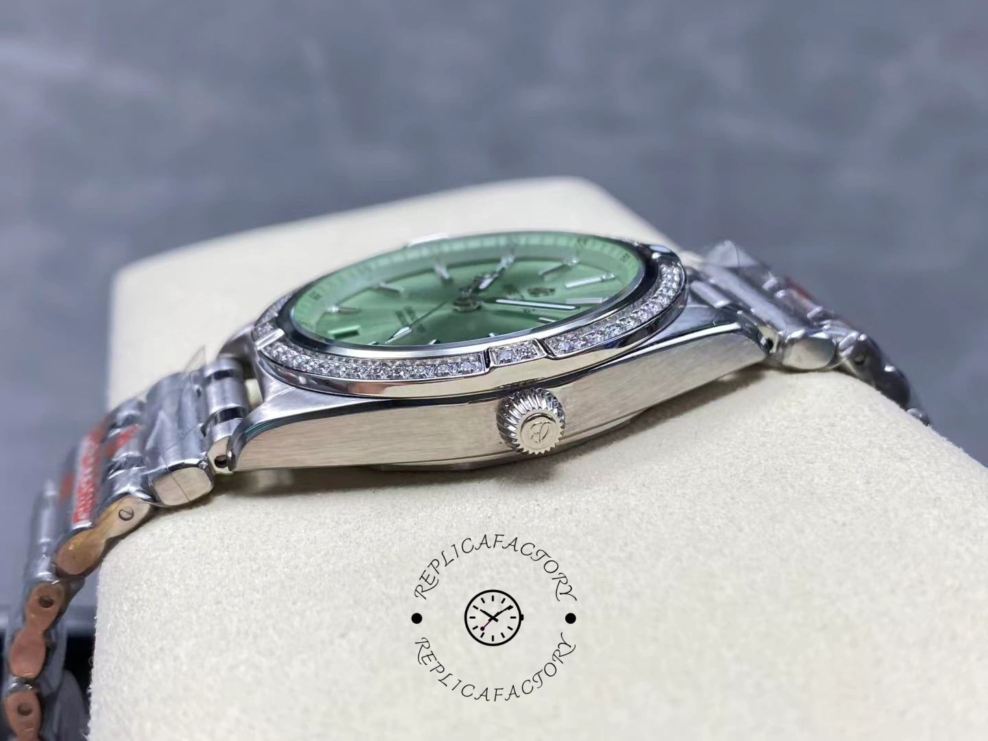 Breitling Chronomat Automatic 36 Mint Green Dial A10380591L1A1 Replica