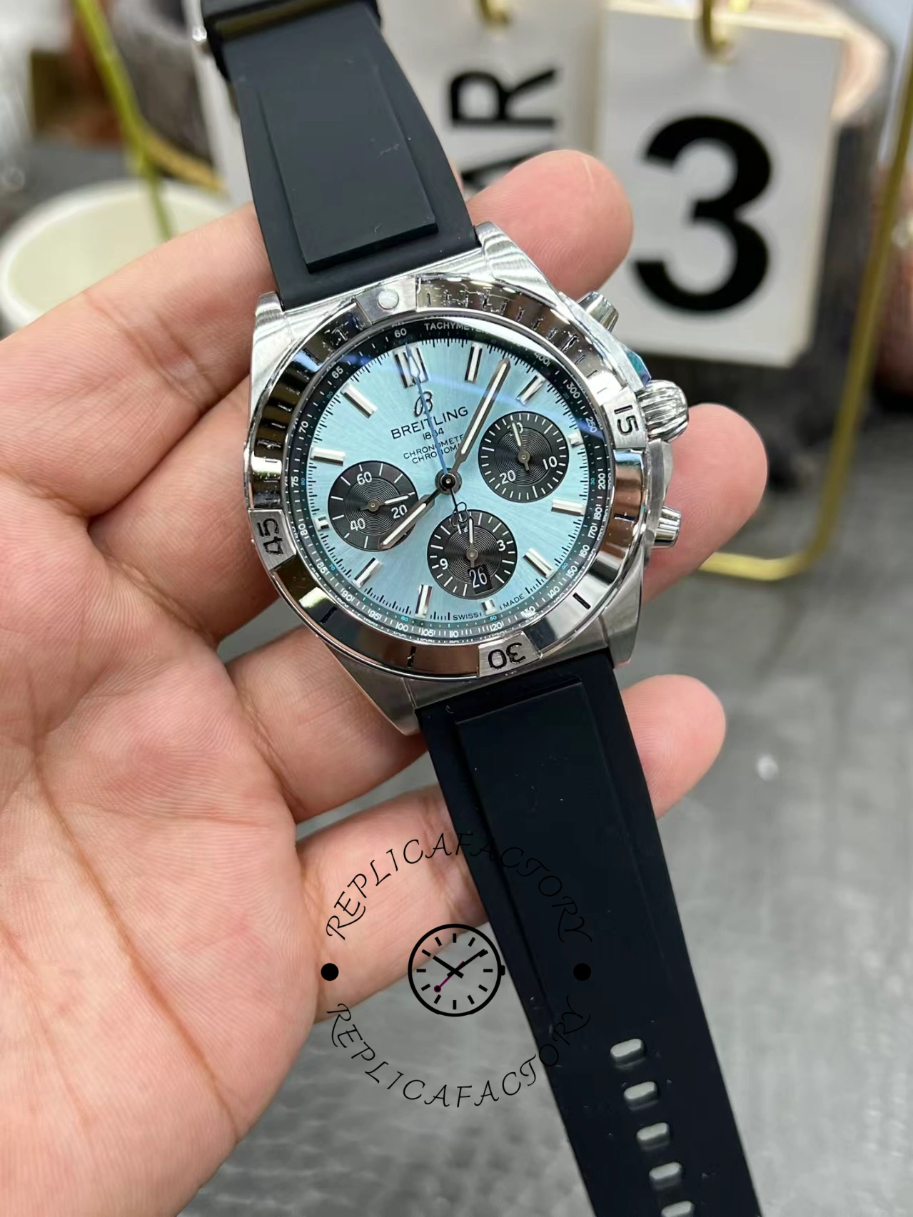 Breitling Chronomat B01 42 Ice Blue PB0134101C1S1 Replica