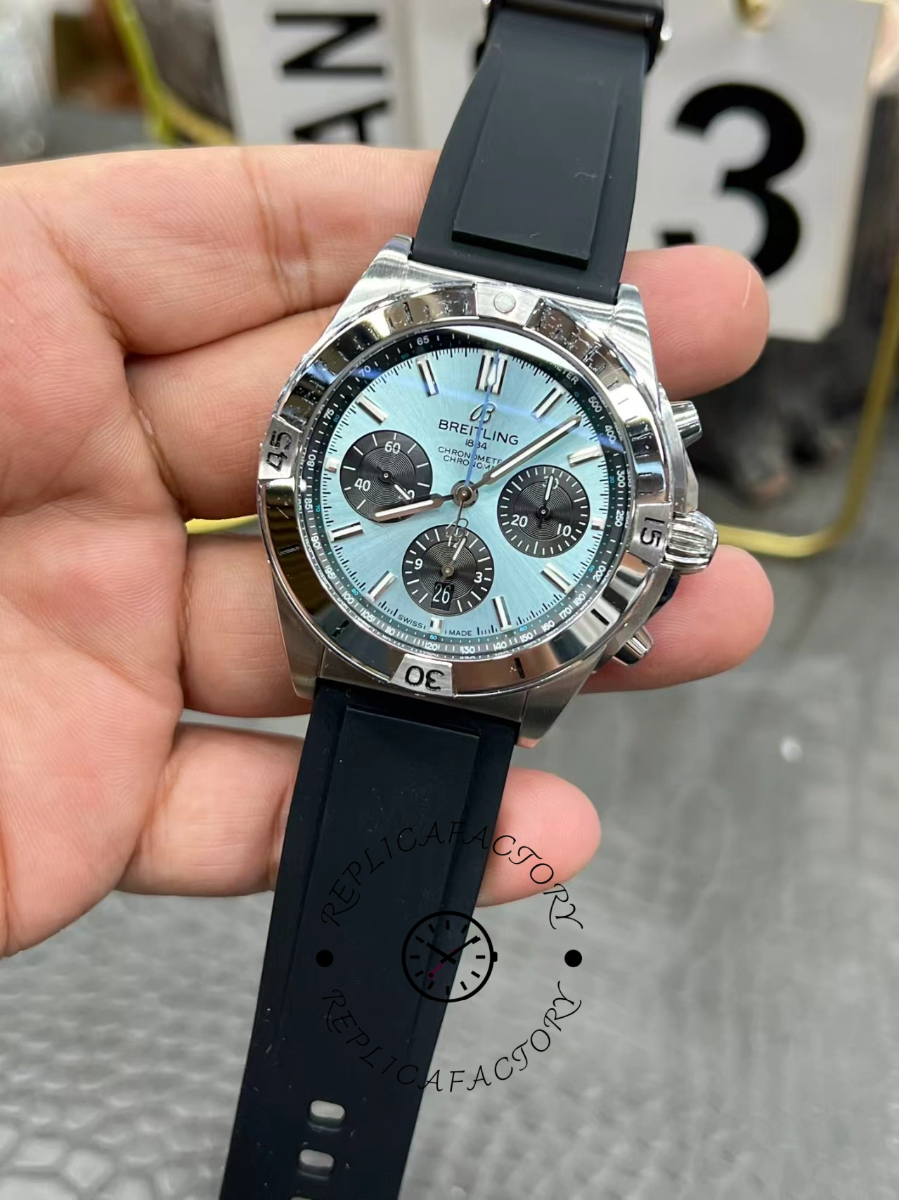 Breitling Chronomat B01 42 Ice Blue PB0134101C1S1 Replica