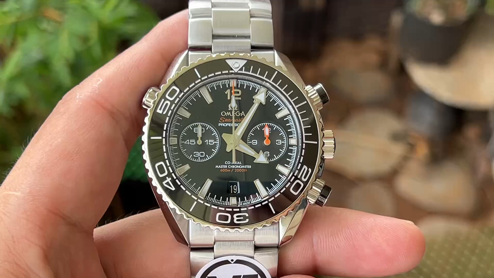 Omega Seamaster Planet Ocean 600M Men's Replica Watch 215.30.46.51.01.001