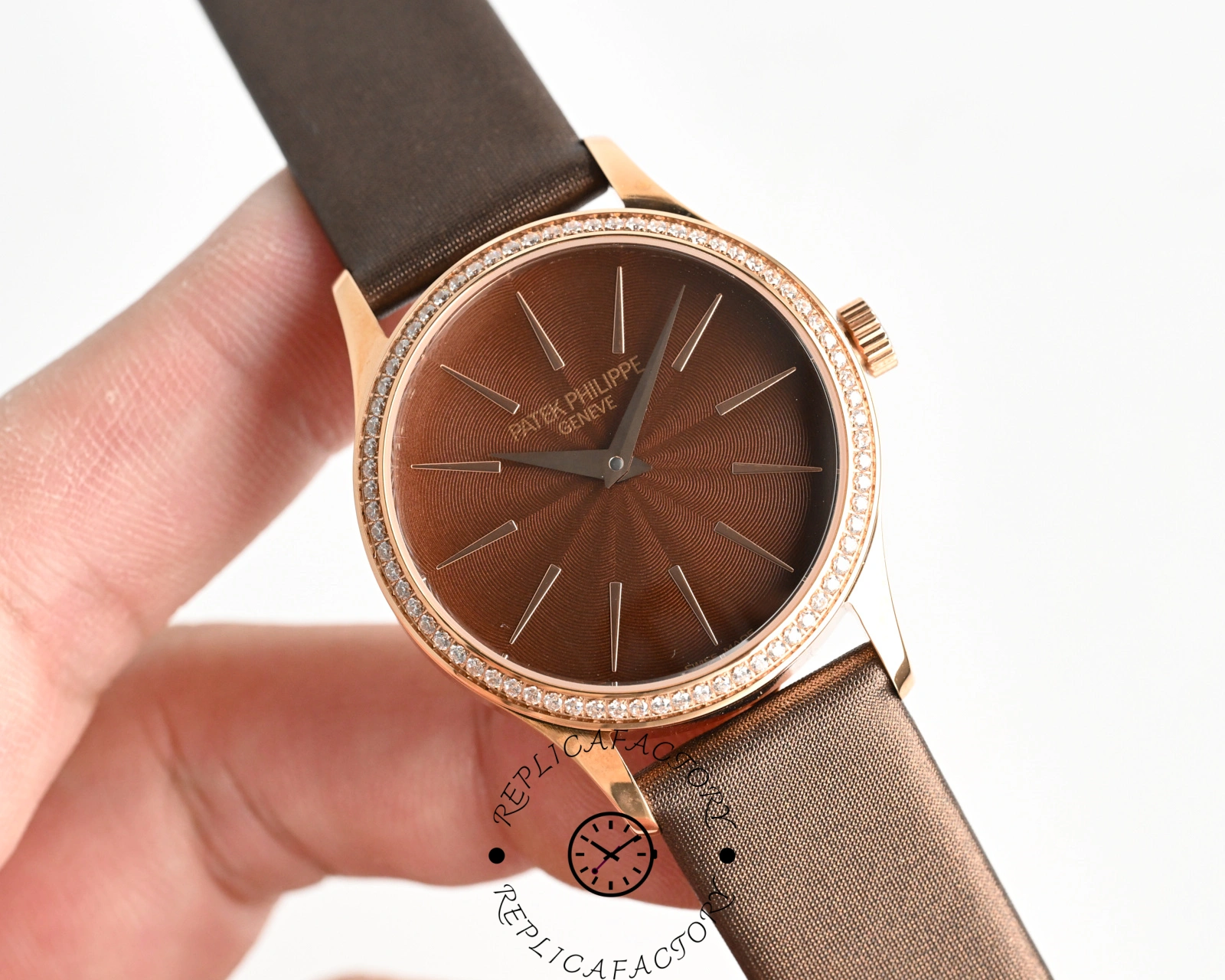 Patek Philippe Calatrava 4997 33mm Womens Watch