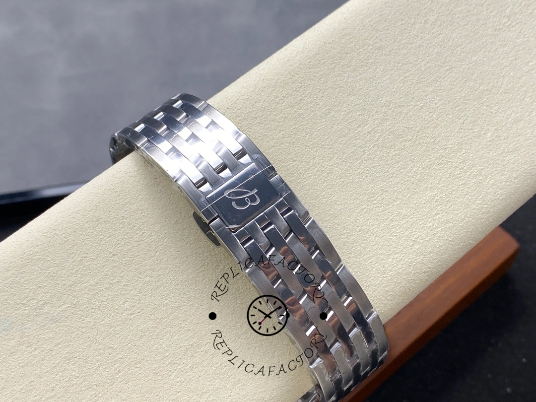 Breitling Navitimer B01 Chronograph Replica AB0139241C1A1 Men's Casual Watch