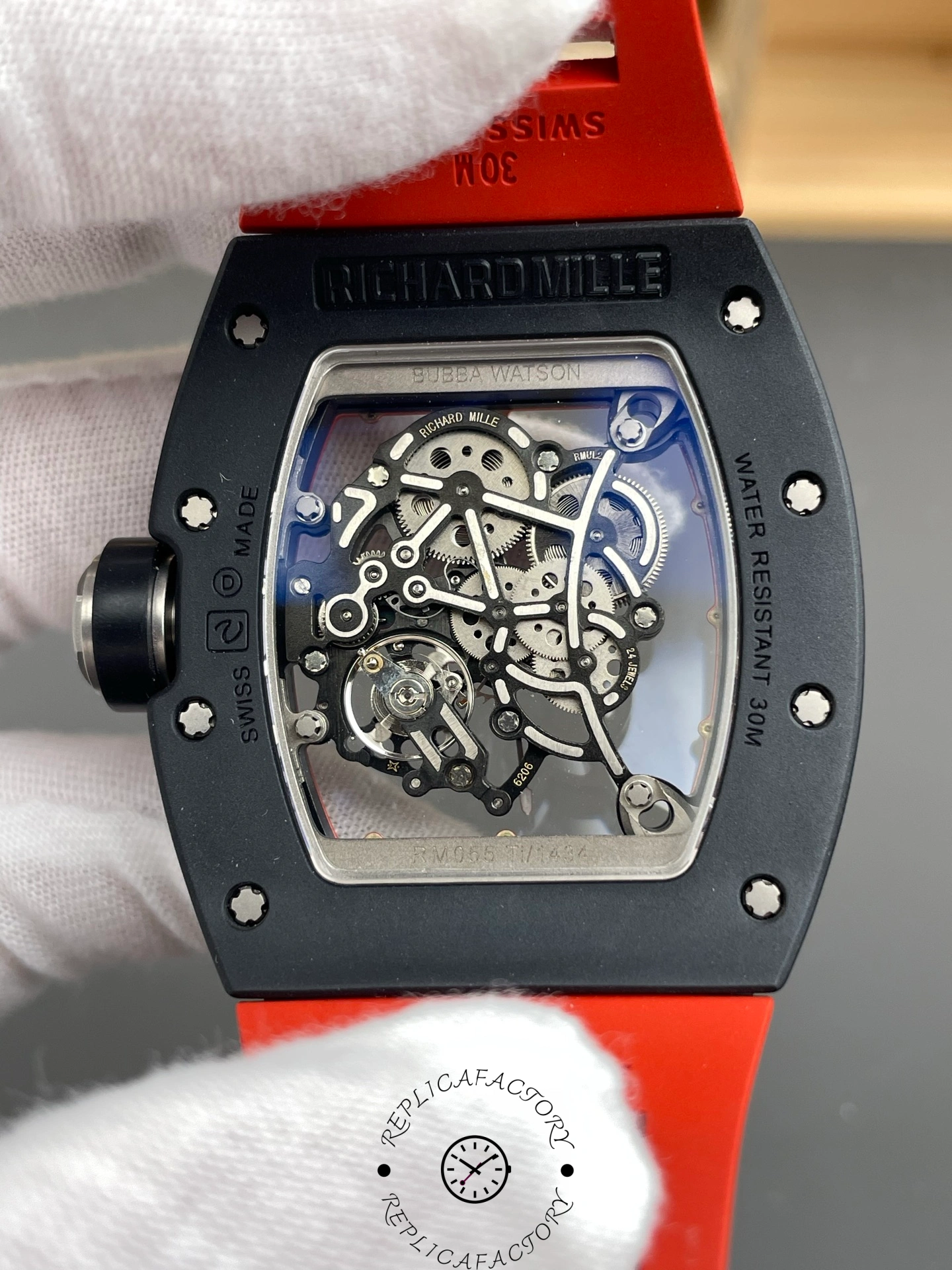 Richard Miller RM 055 RMUL2 NTPT Carbon Fiber Red Rubber Strap