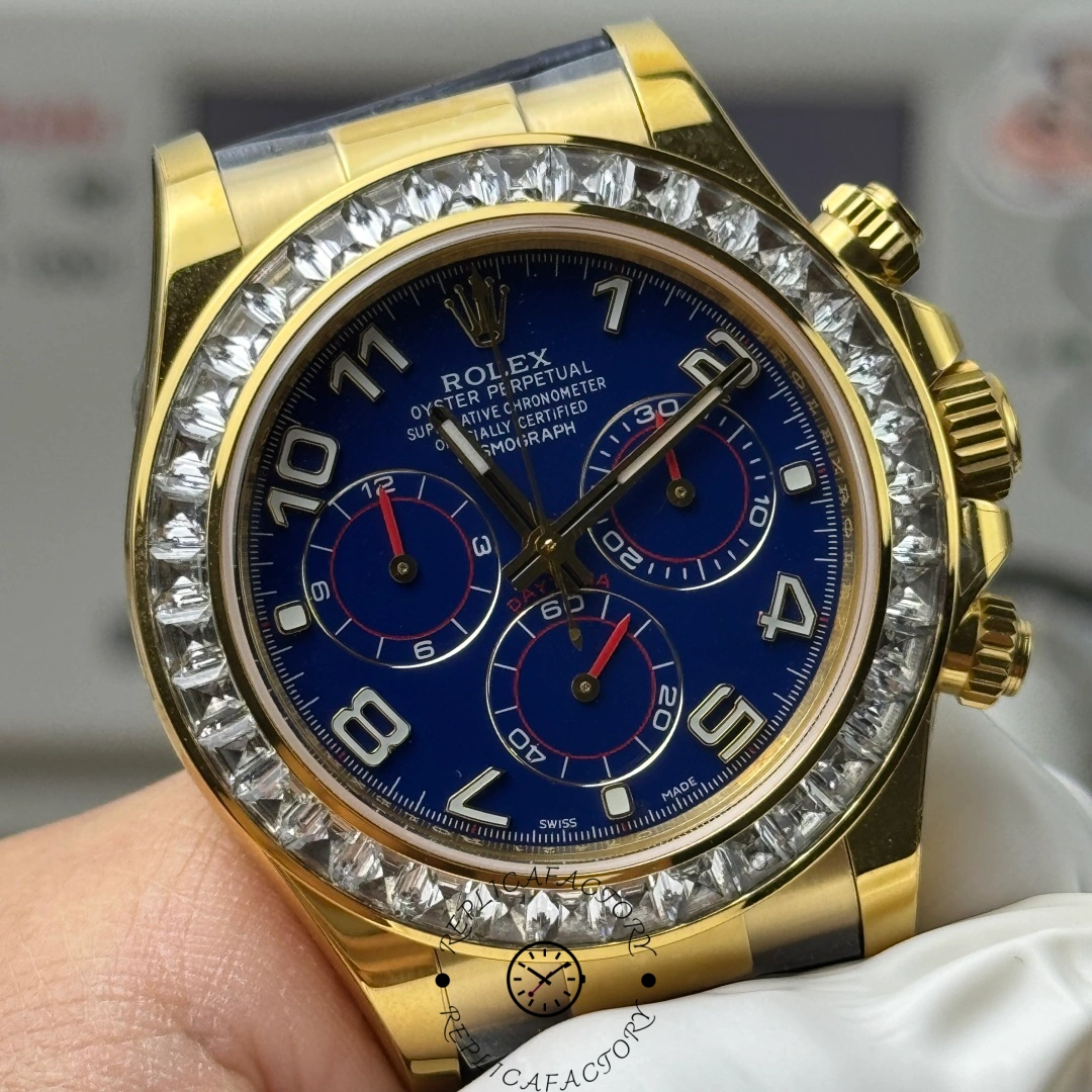 Rolex Daytona 116518 Diamond Edition, close-up of the dial with three subdials and gold hands.