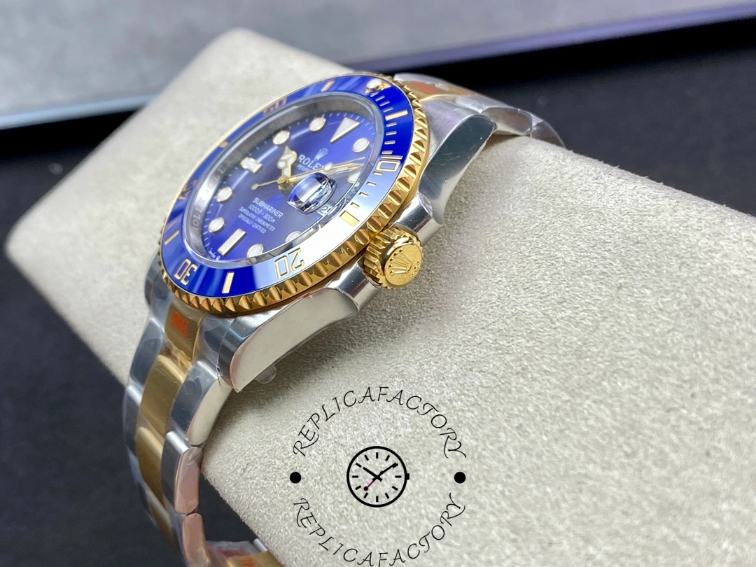 Rolex Submariner 126613LB low-angle side view, crystal height and lug shape shown.