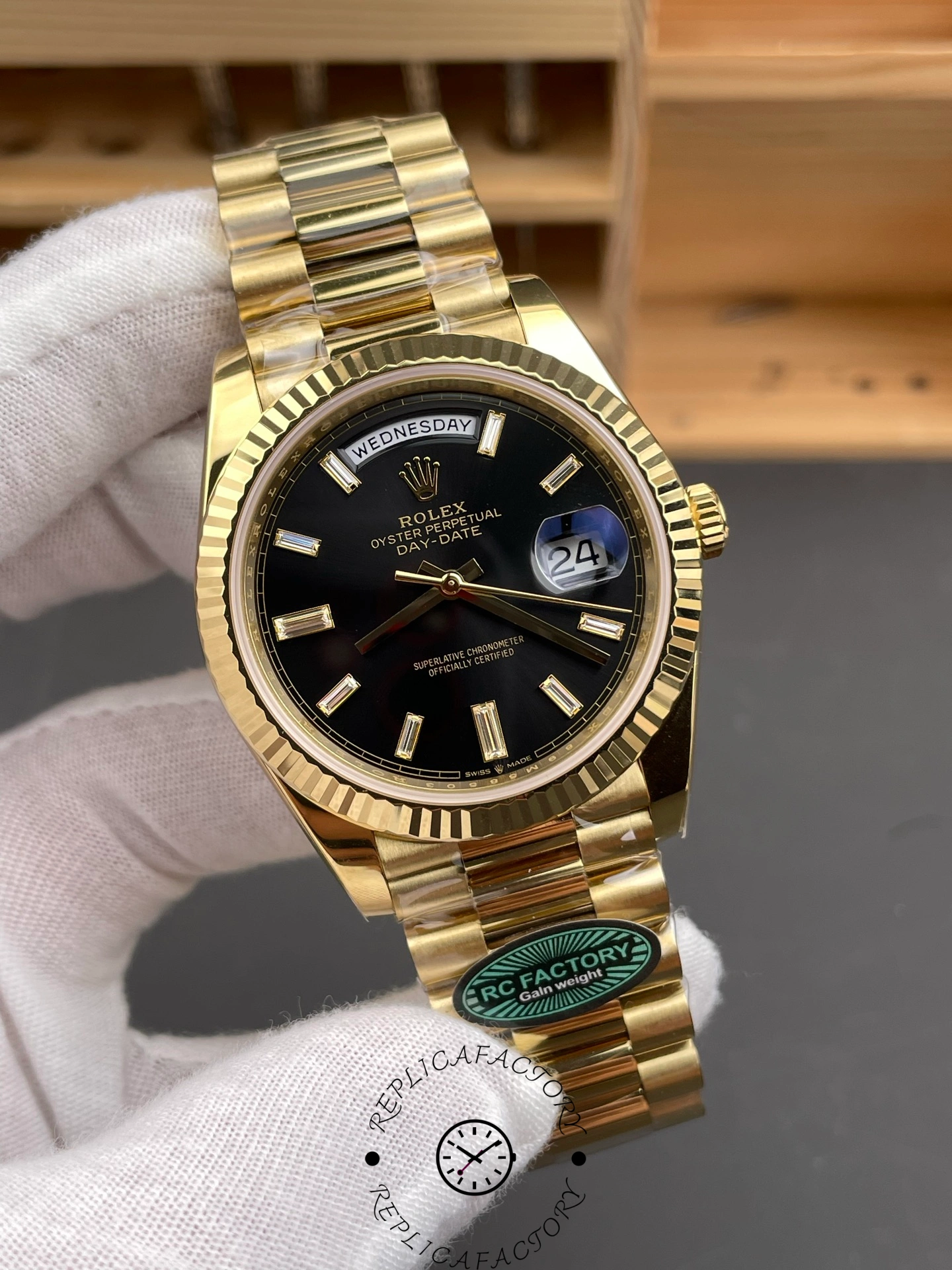 Rolex Day-Date 228238 Black Diamond Dial Fluted Bezel 40mm Mens Replica Watch