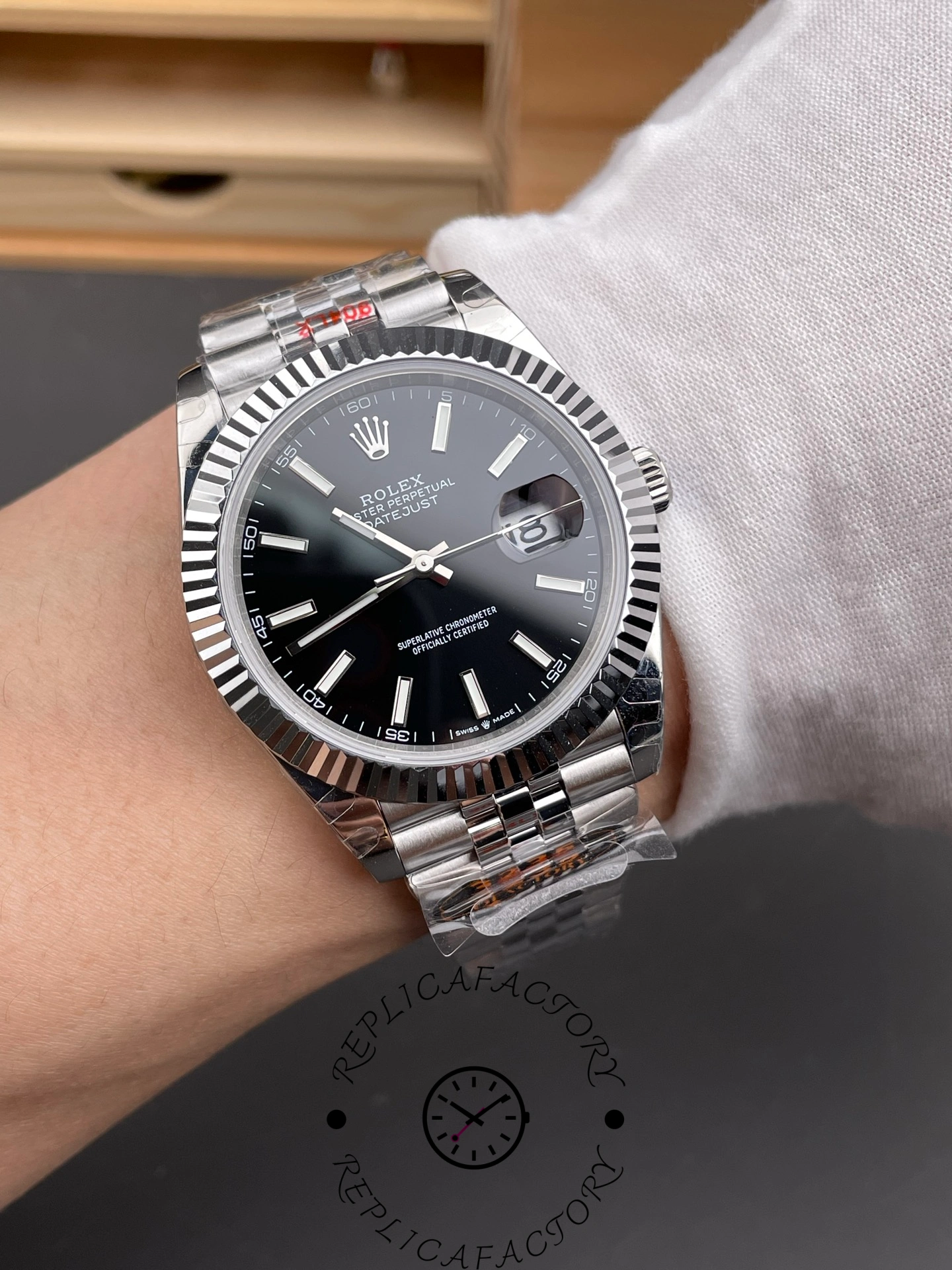Rolex Datejust 41mm Stainless Steel 126334 0018 Black Index Jubilee