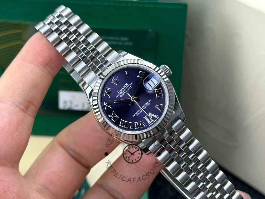 Side angled photo of Rolex Datejust 31mm 278274-0018 after 2 years, highlighting the Jubilee bracelet&rsquo;s shine and wear condition